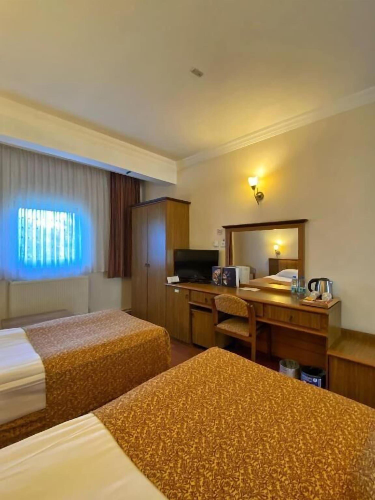 Monark Cappadocia 4*