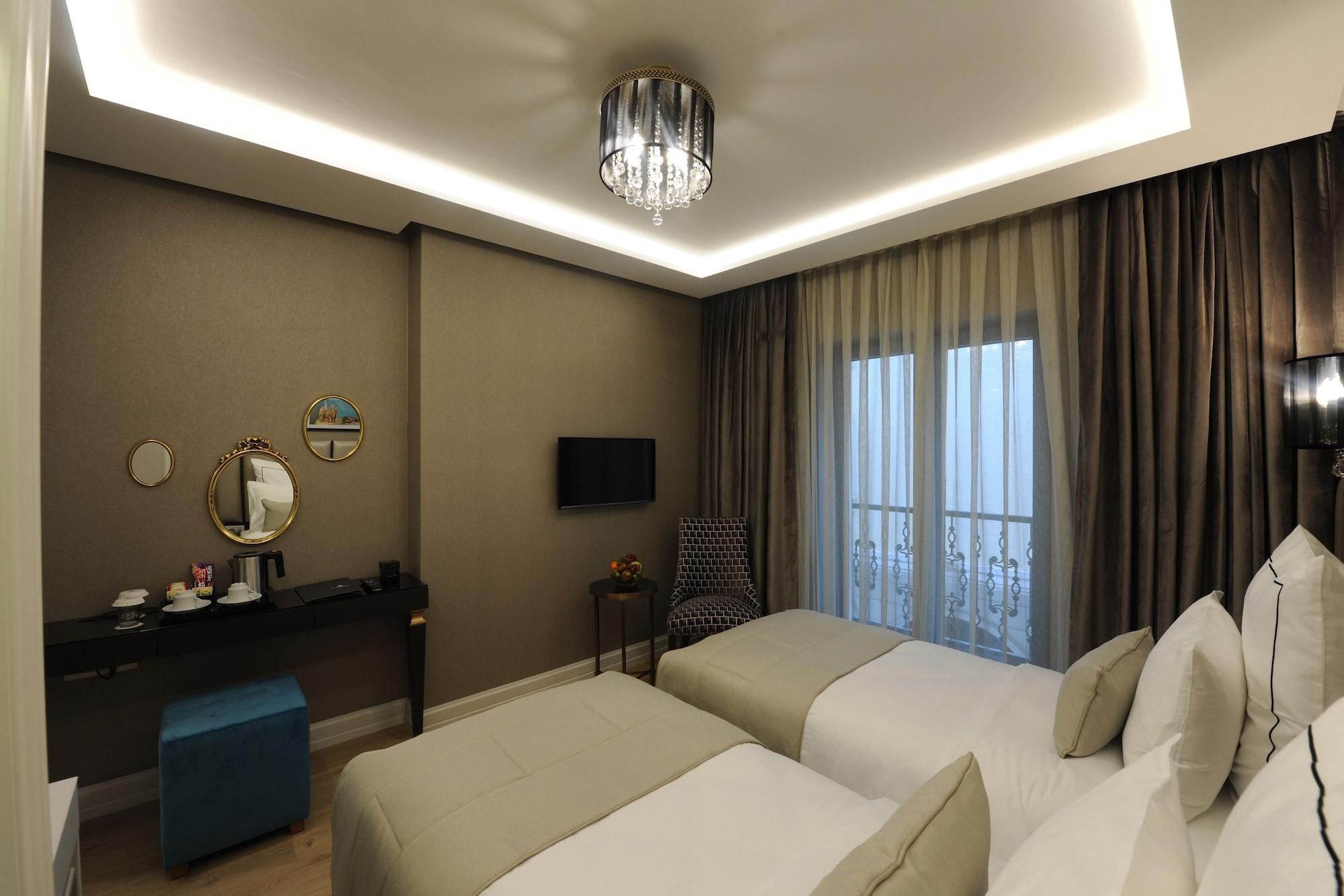 Le Petit Hotel 3*