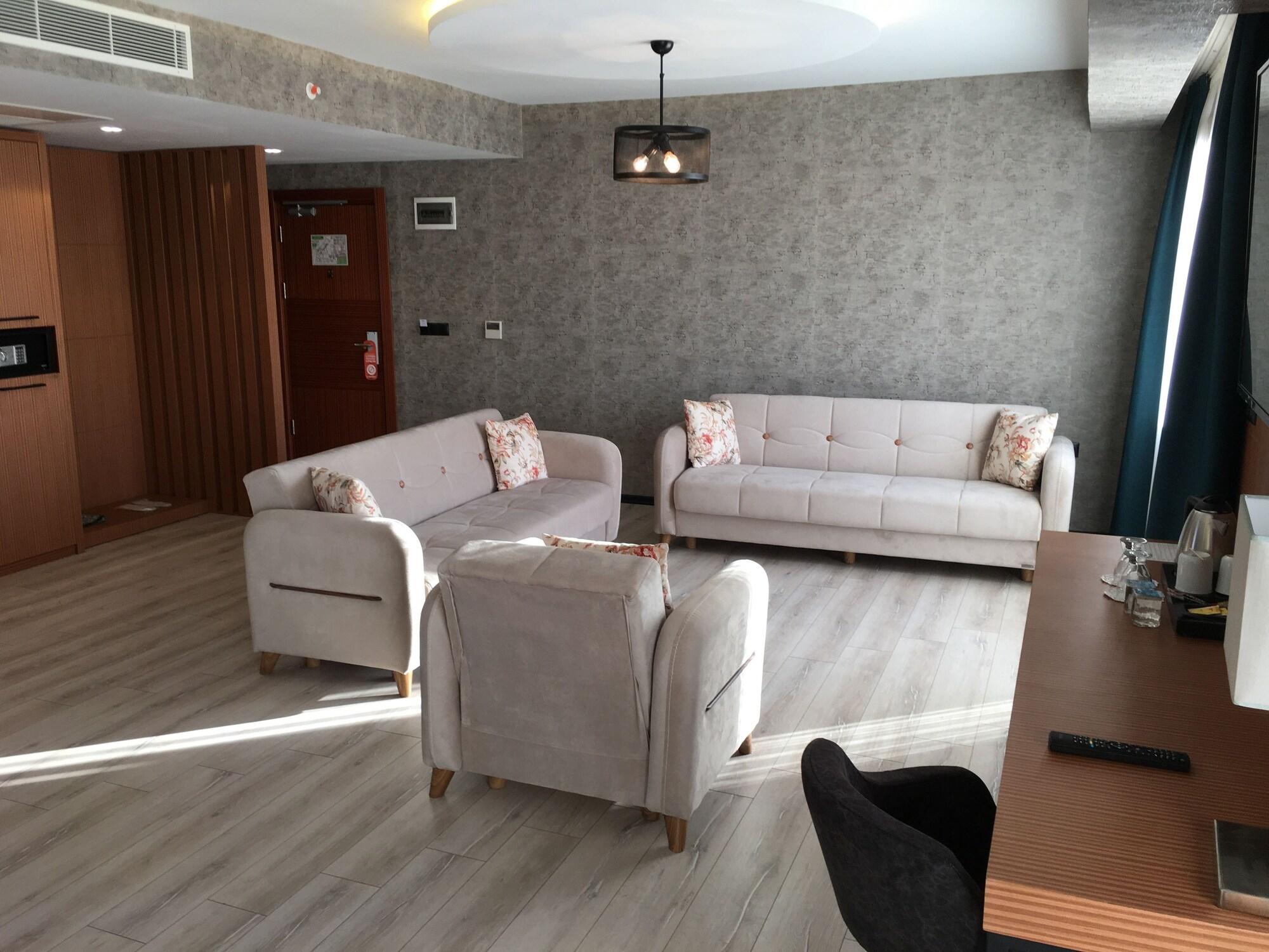 Hotel Grand Vaves 4*