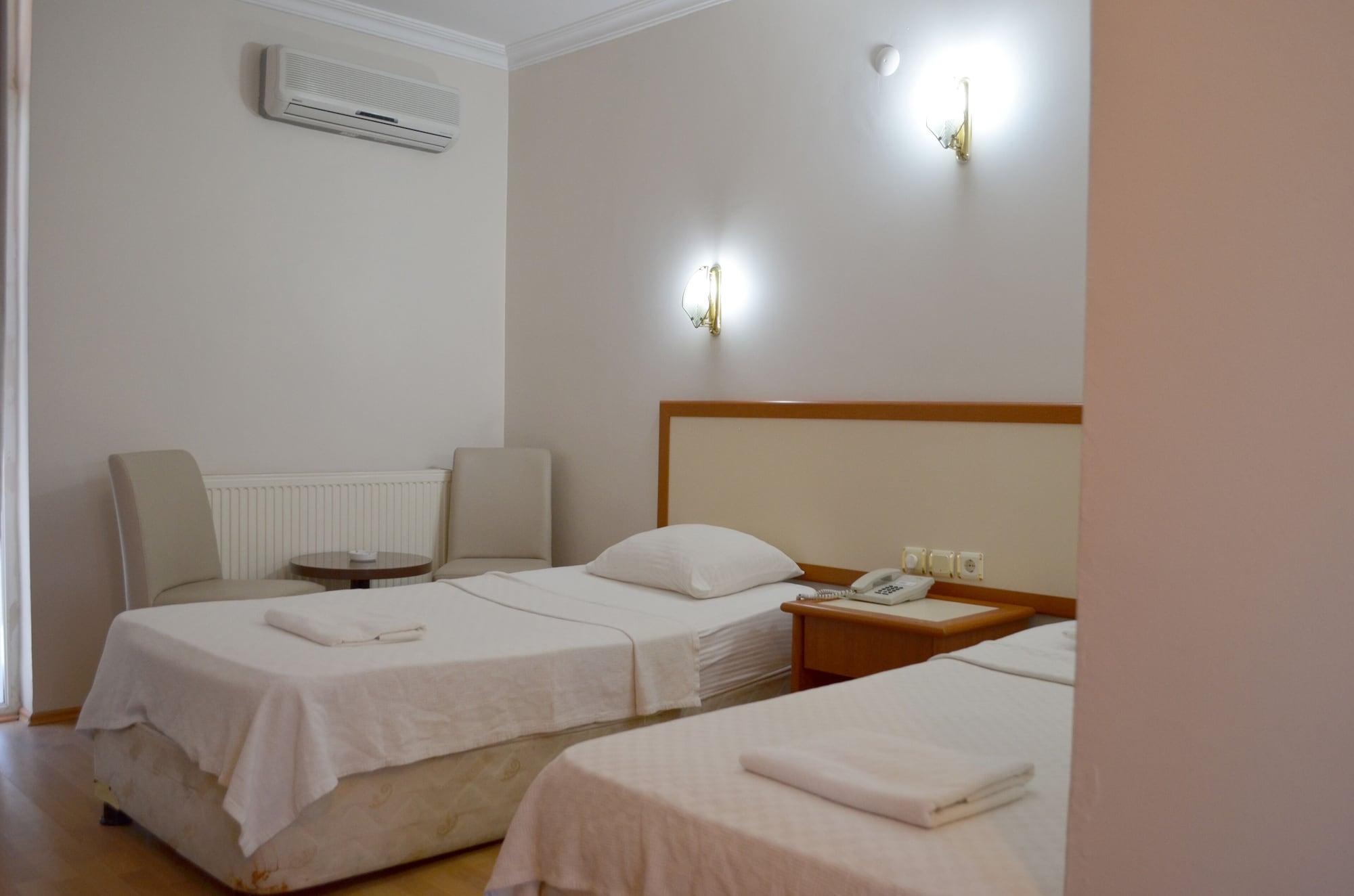 Grand Milano Hotel