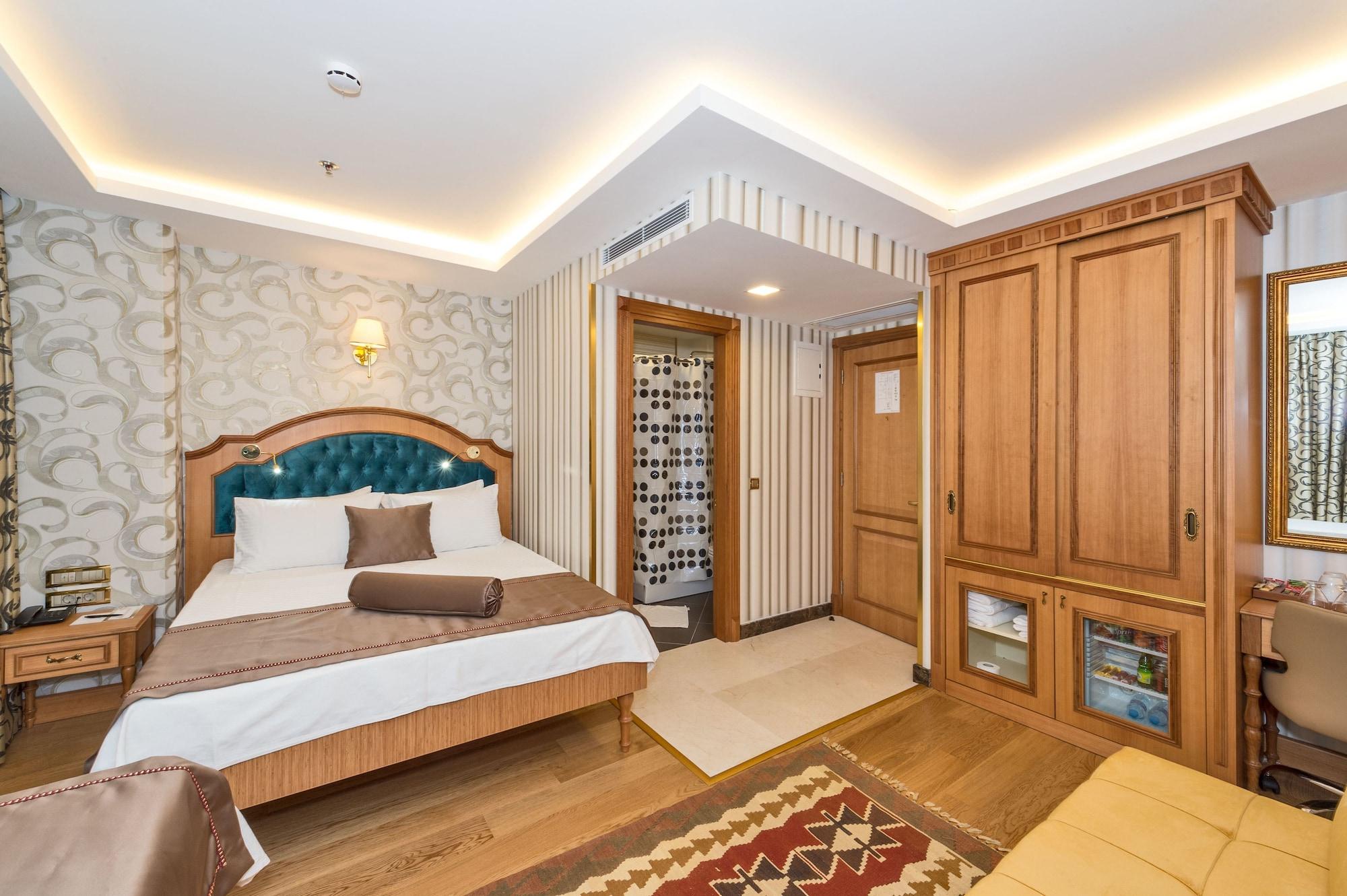 Aprilis Gold - Special Category Hotel