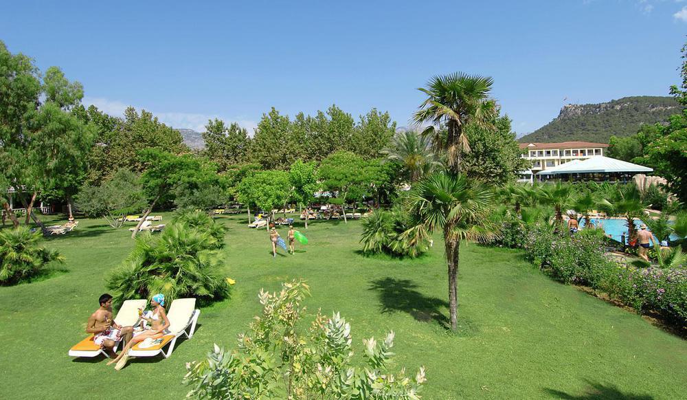 Queen's Park Le Jardin 5*