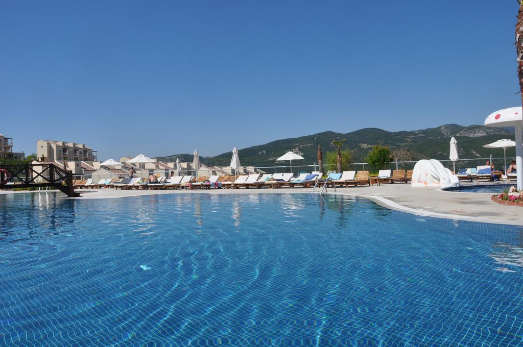 Kusadasi International Golf & *