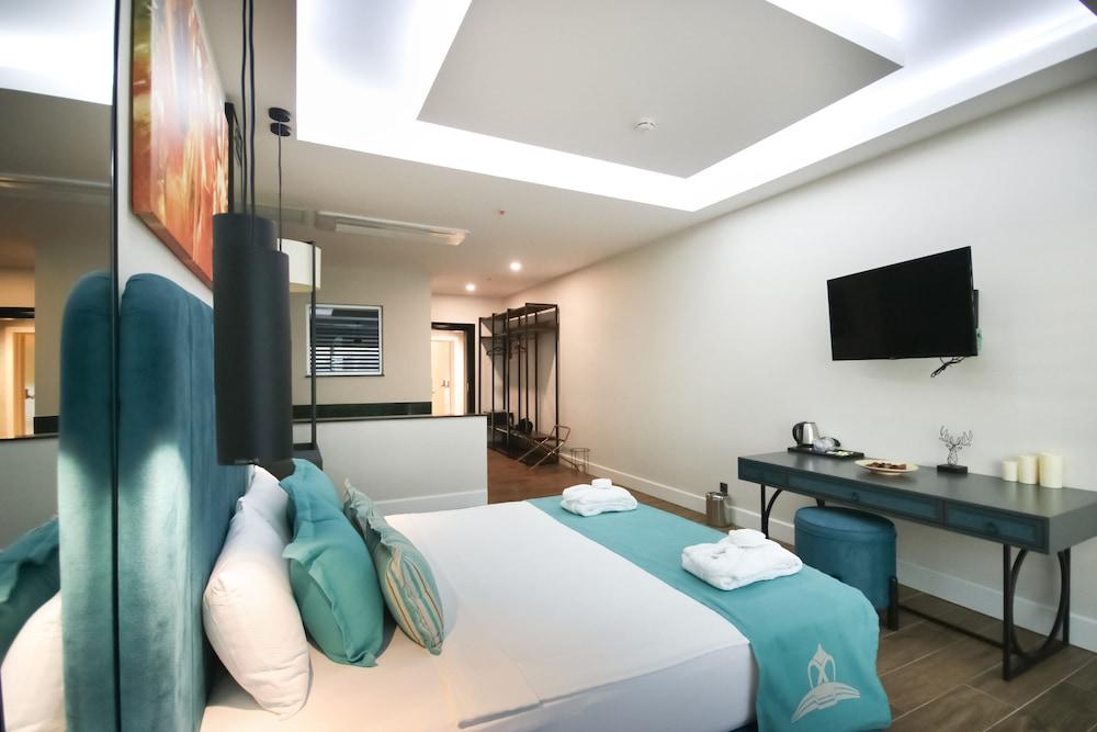 Asia Beach Resort & Spa Hotel 5*
