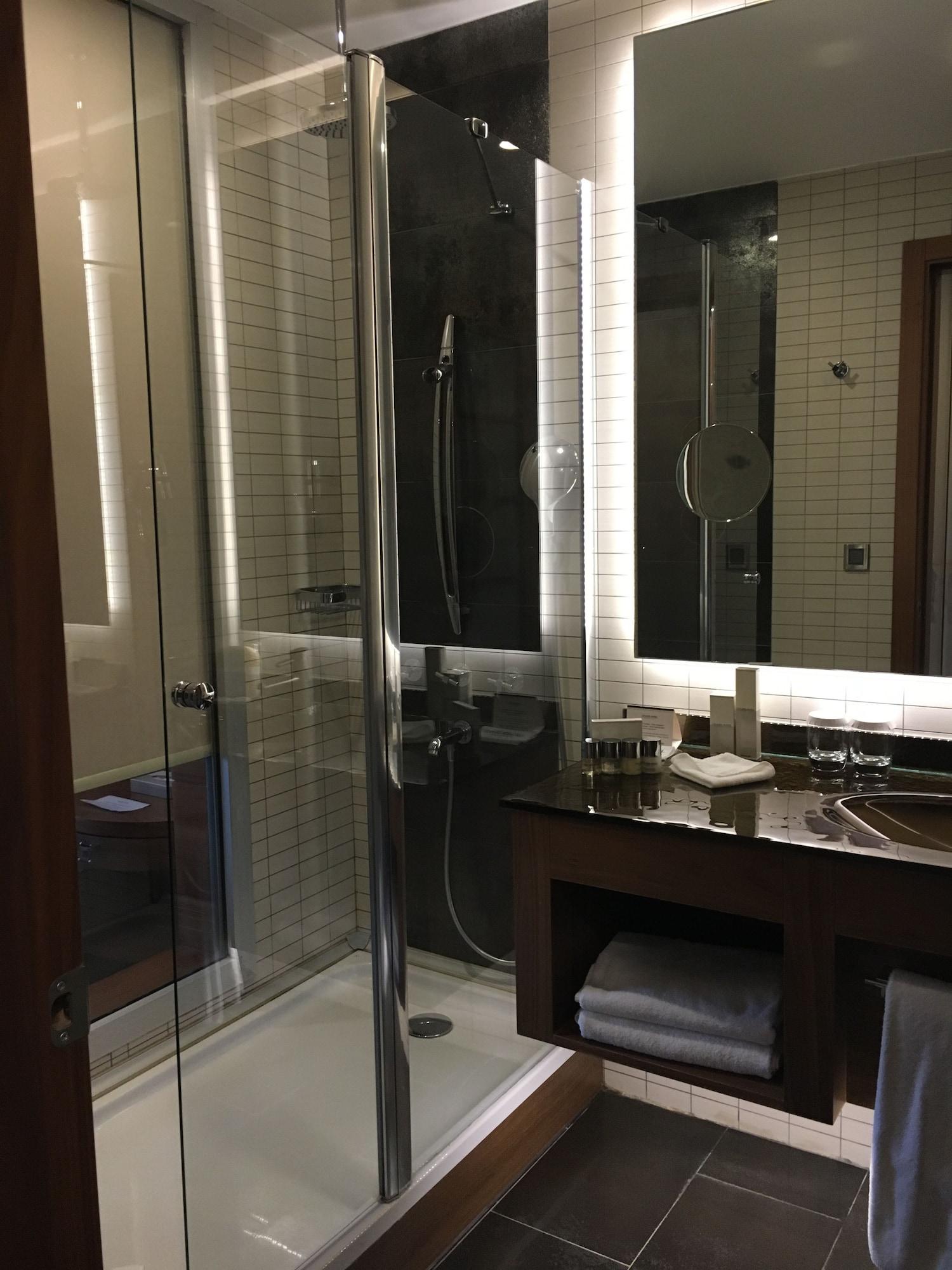 Hotel Cevahir Istanbul