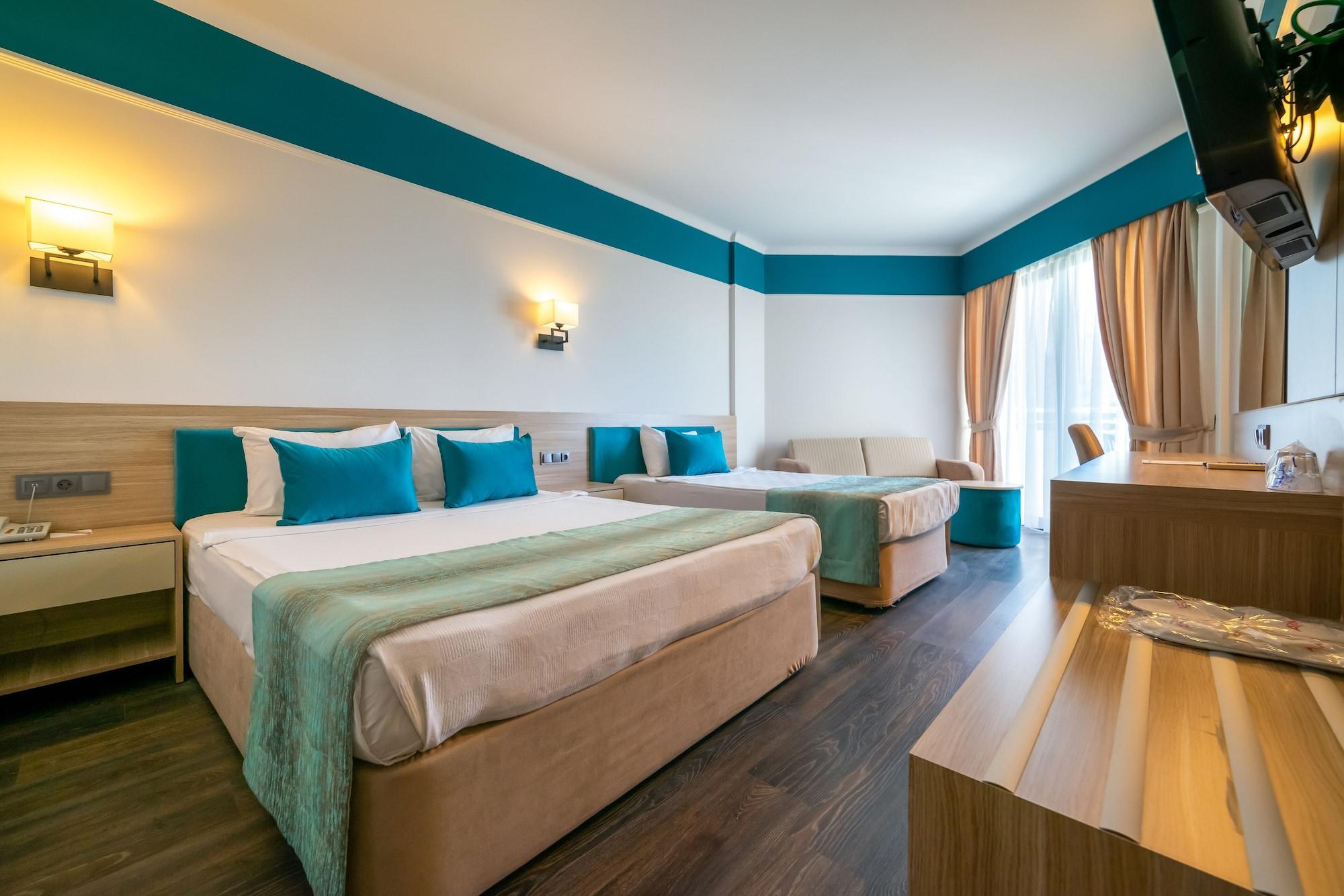 Amara Family Resort 5*