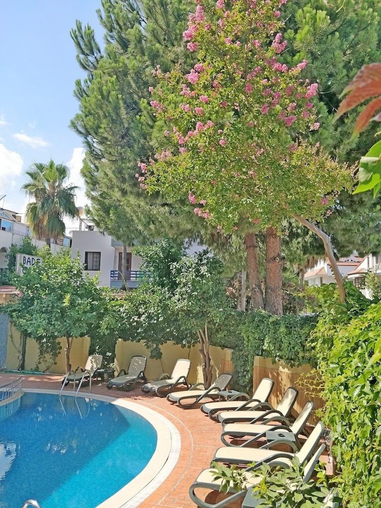 Bade Hotel Kemer