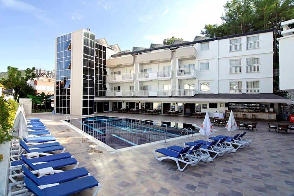 Viking Express Hotel Aparthotel 3*