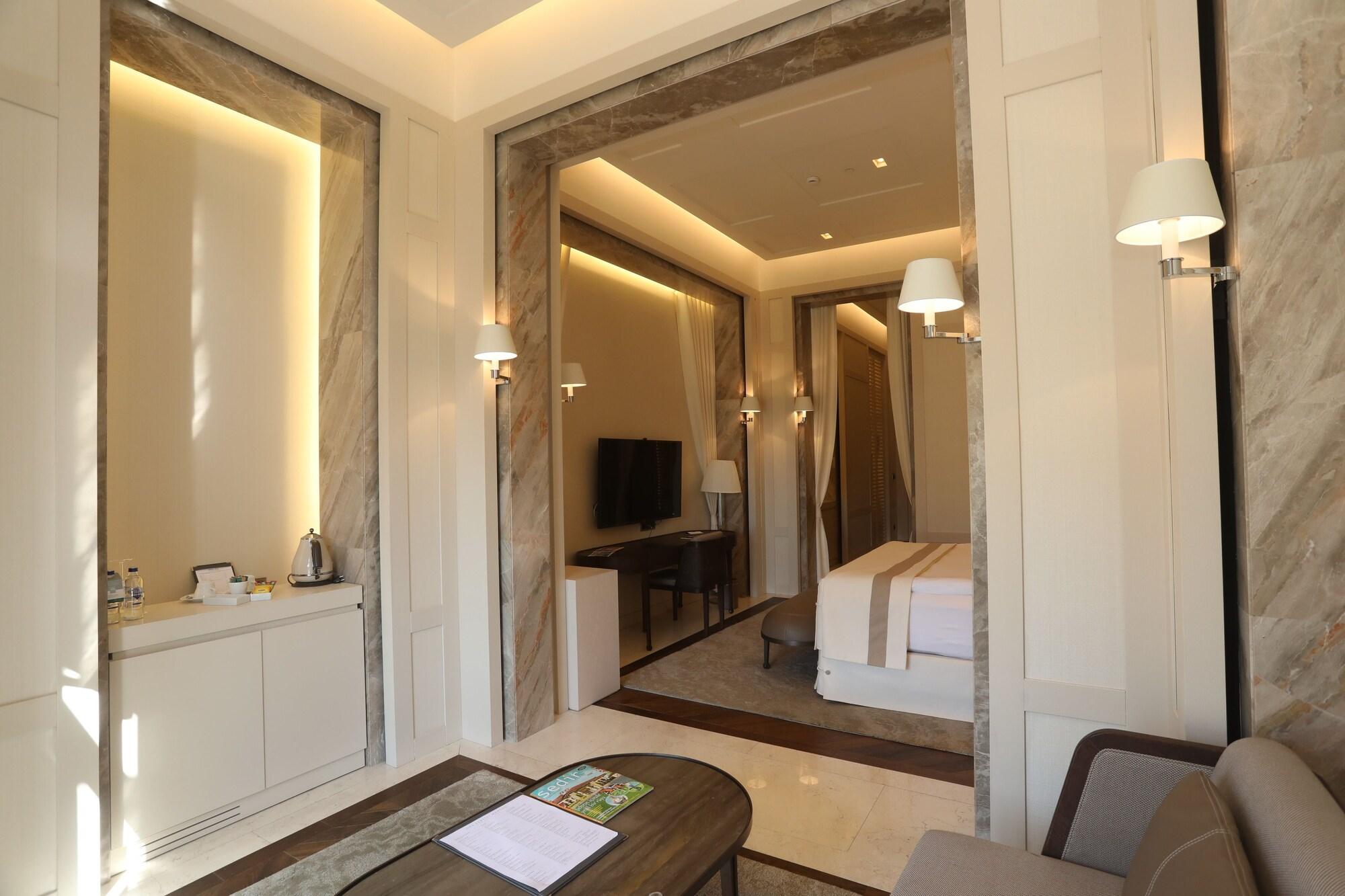Kemer Country Istanbul Hotel 4*