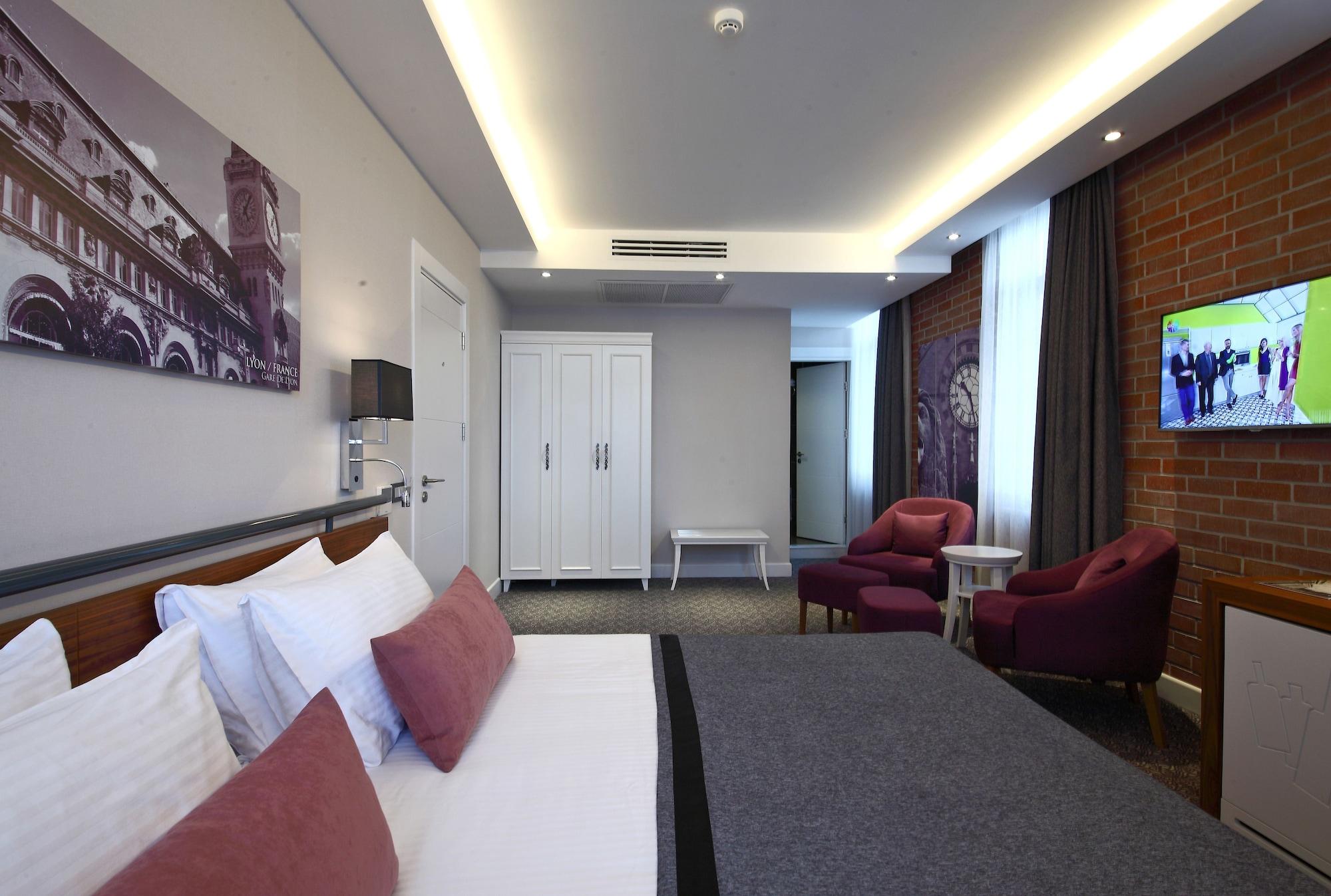 Montania Special Class Hotel 4*