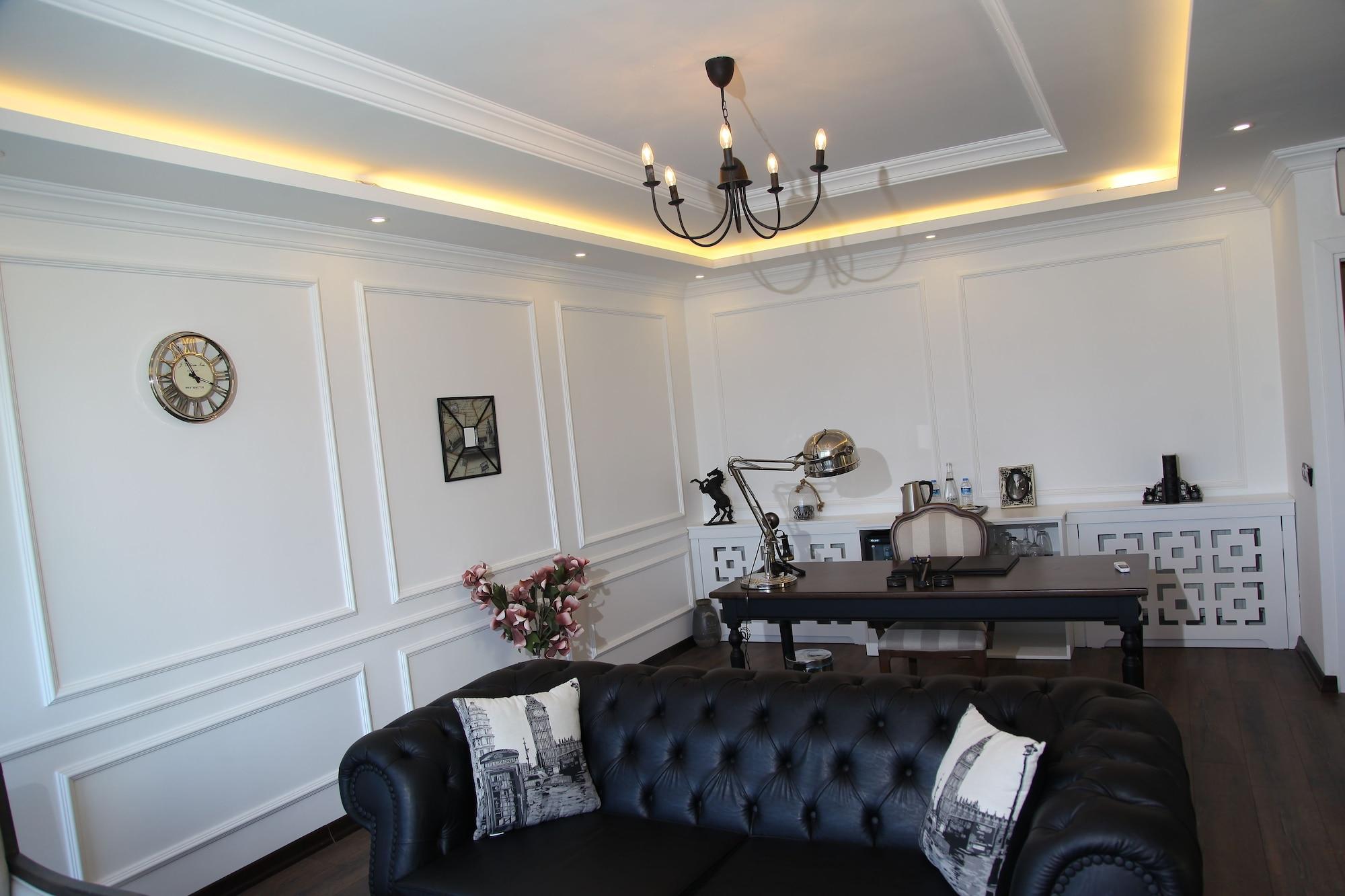 Hotel North Point 4*
