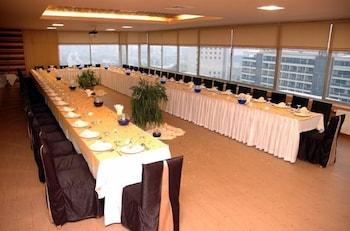 Hotel North Point 4*