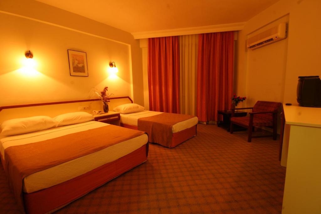 Hotel Kleopatra Beach
