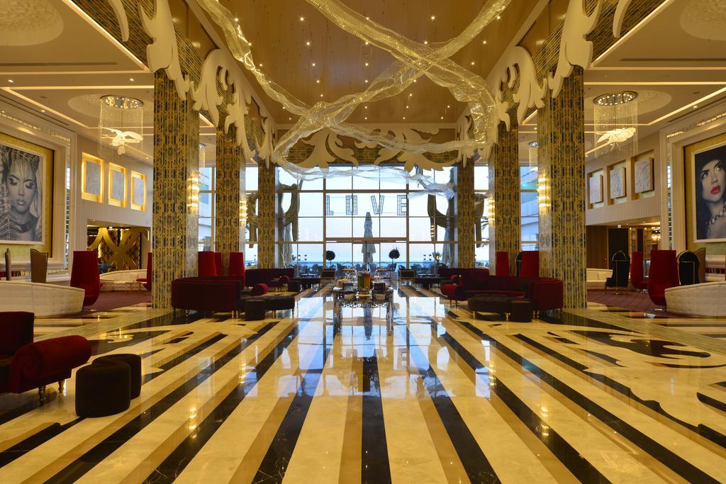 Azura Deluxe & Hotel Avsallar