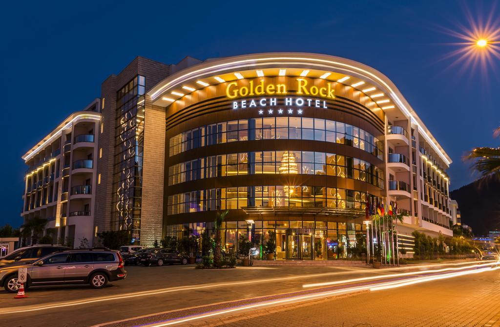 Hotel Golden Rock Beach