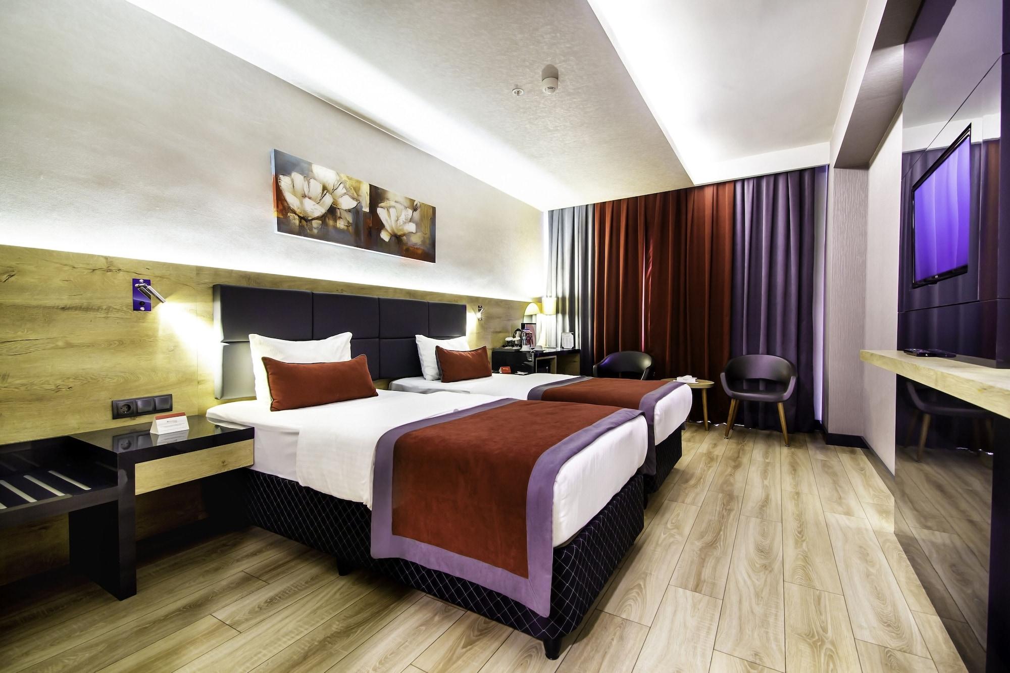 Ramada Encore By Wyndham Hotel 3*