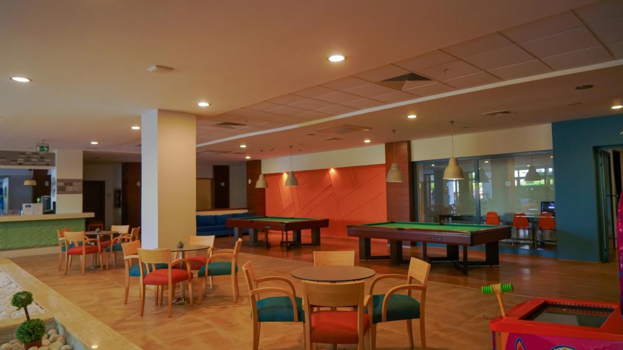 Barut B Resort Side