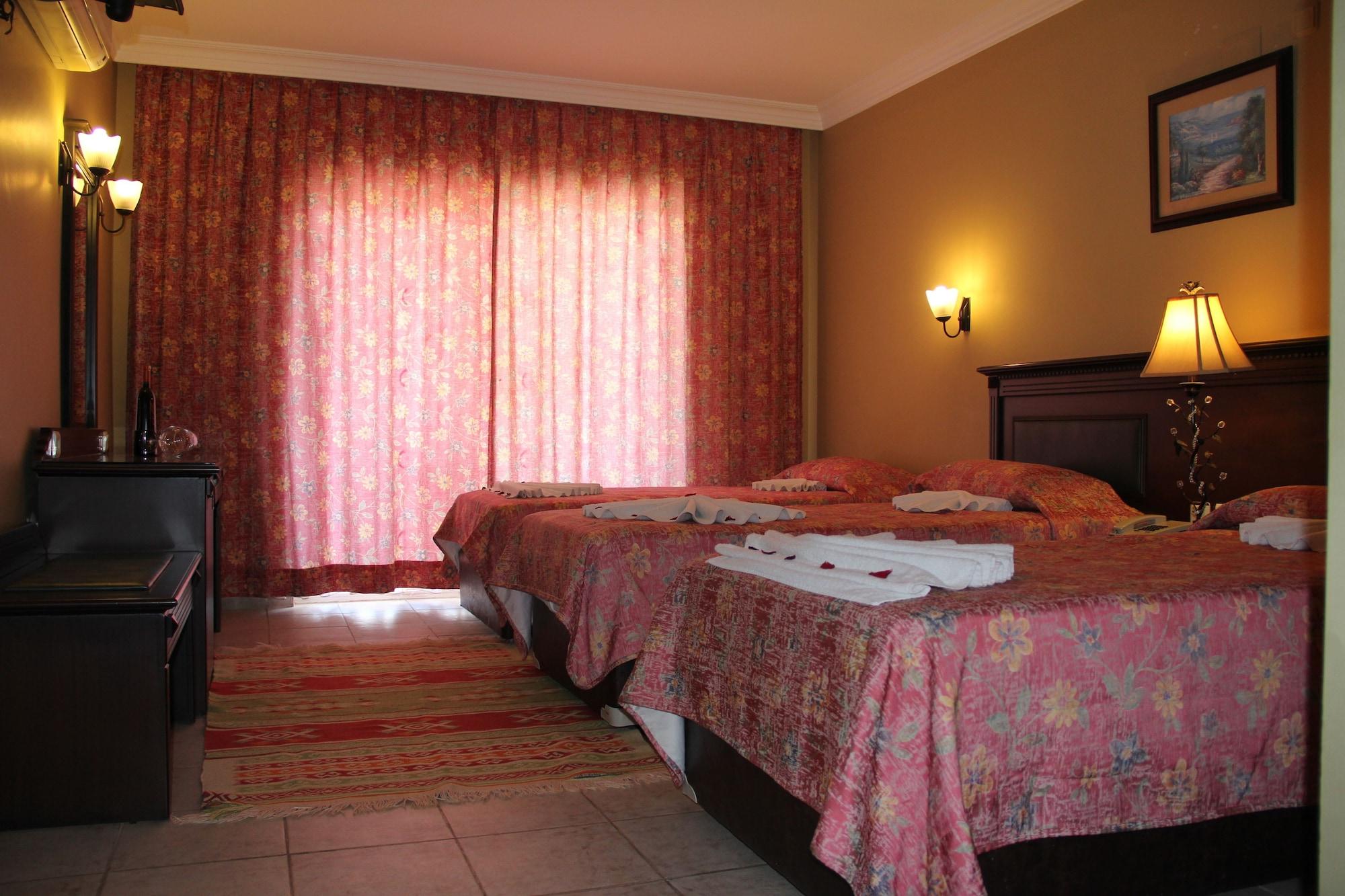 Hotel Club Dorado