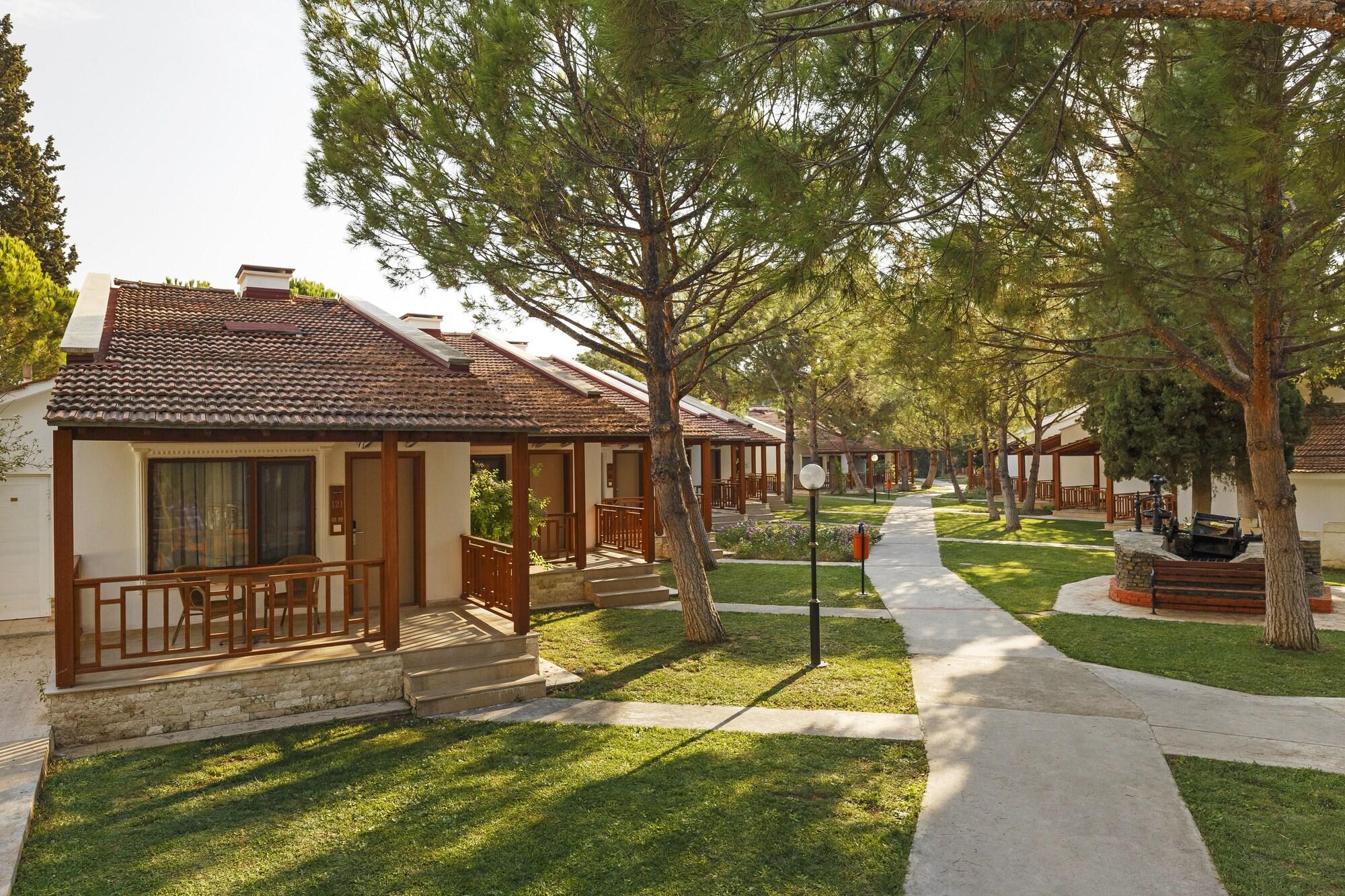 Resort Kustur Club Village
