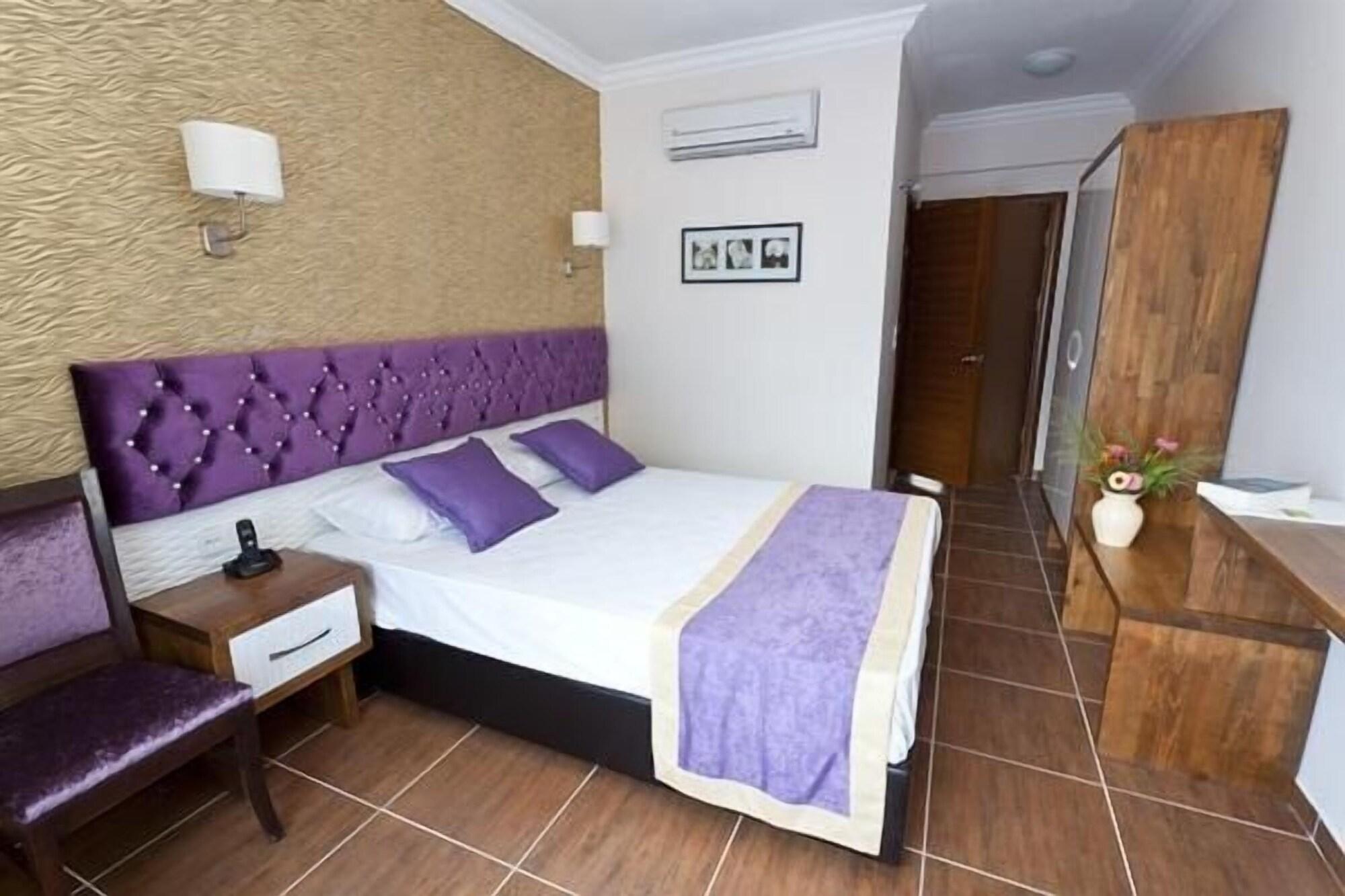 Hotel Dream 3*