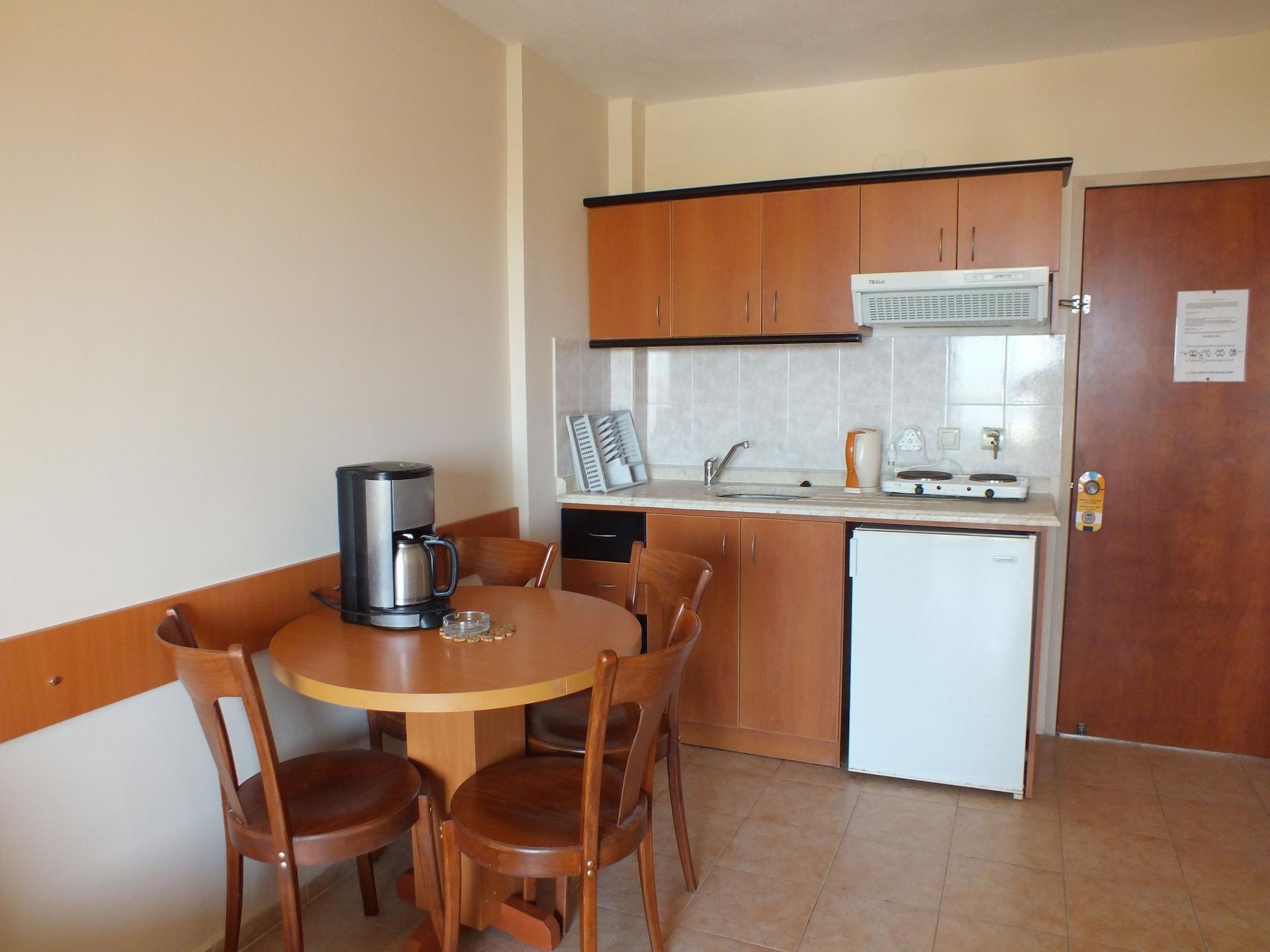 Aparthotel Tuntas Family 4*