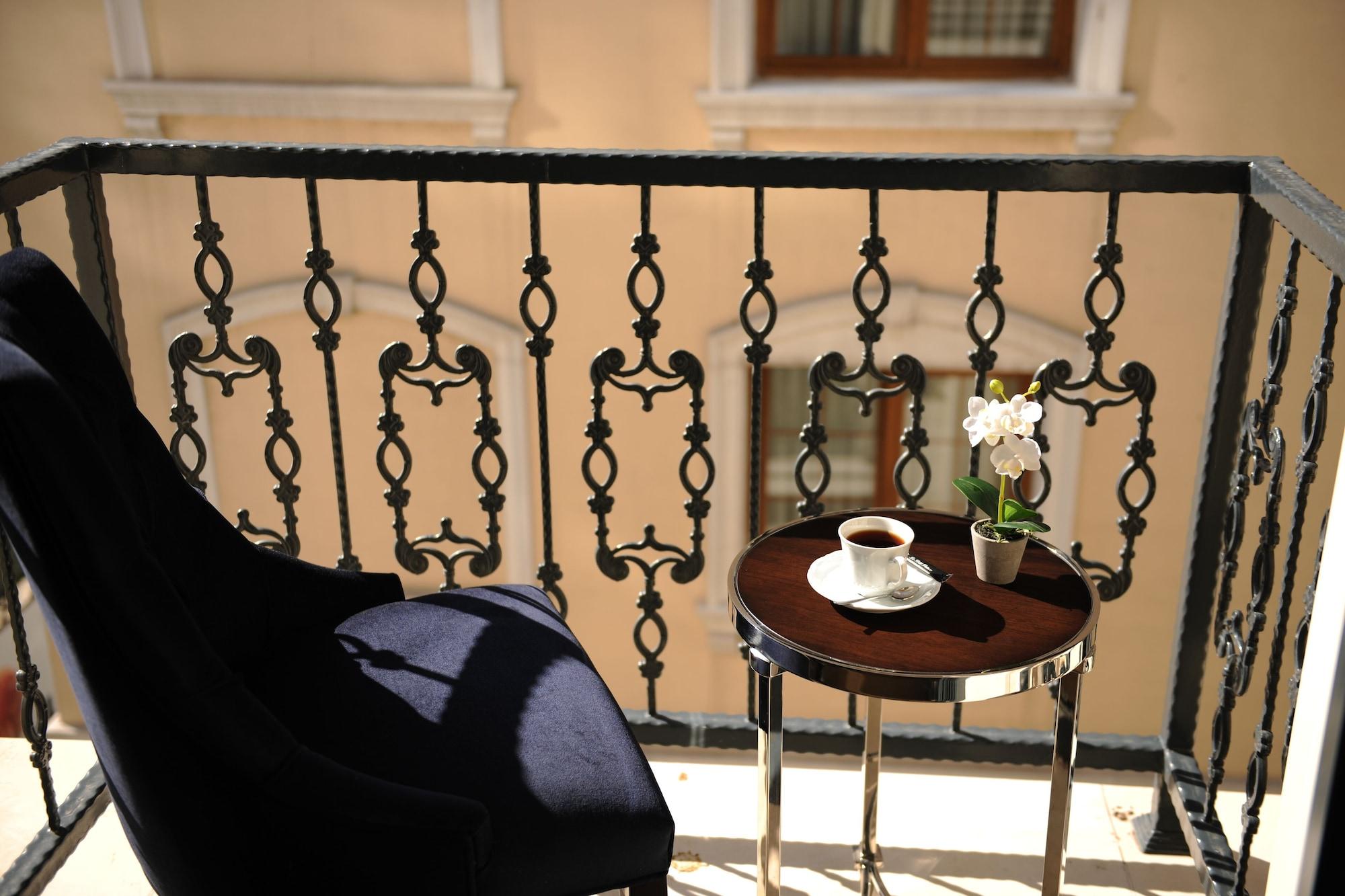 Le Petit Istanbul