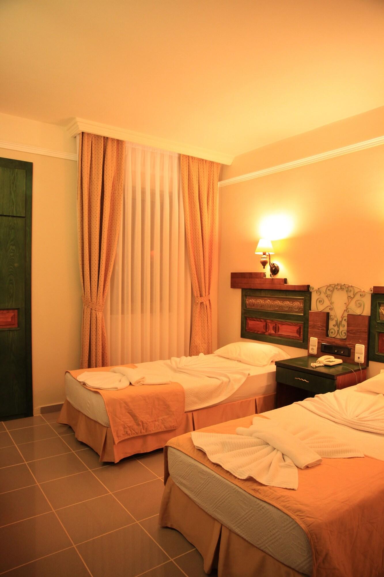 Club Alpina 3* Marmaris