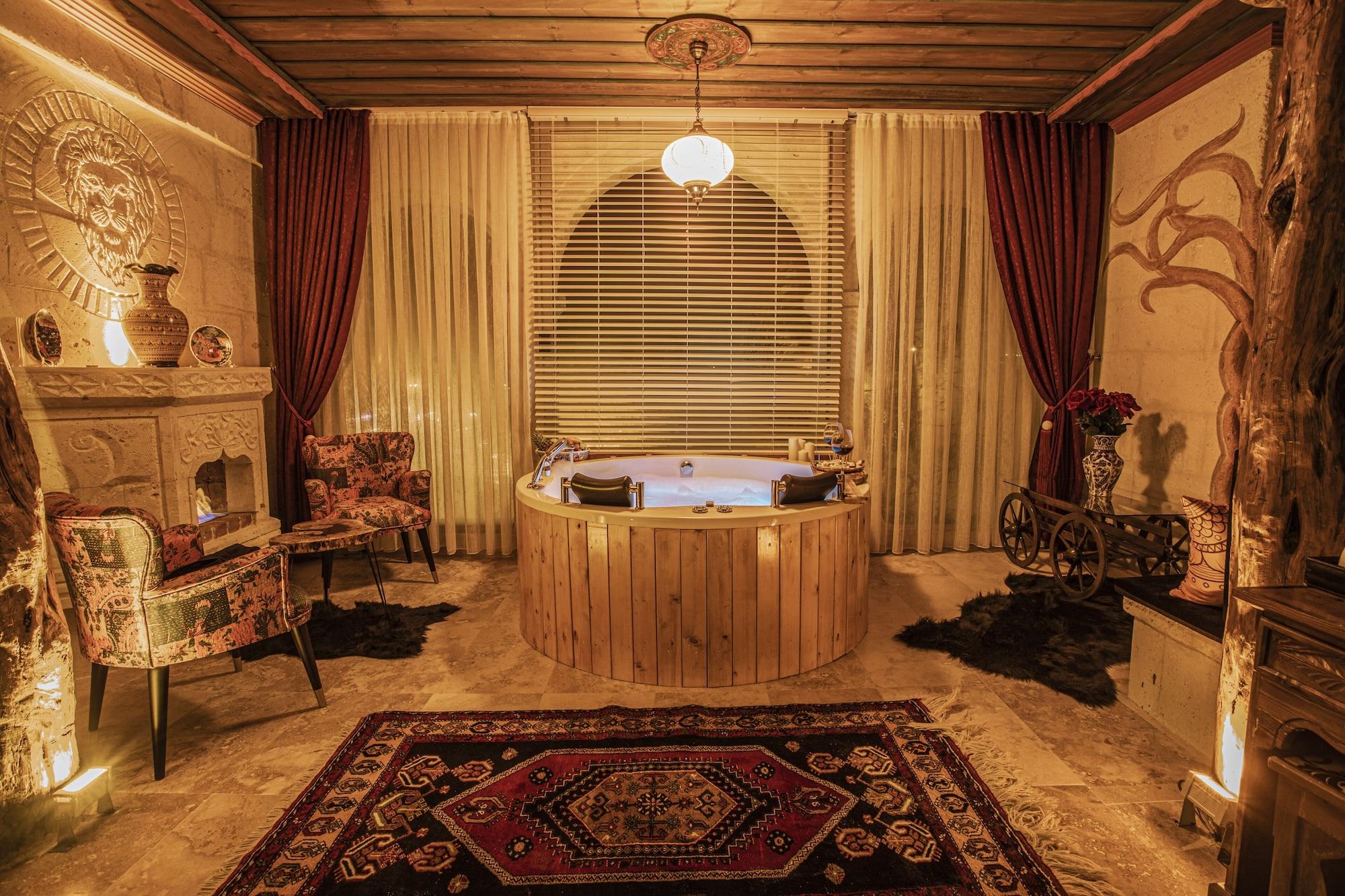 Historical House 3*
