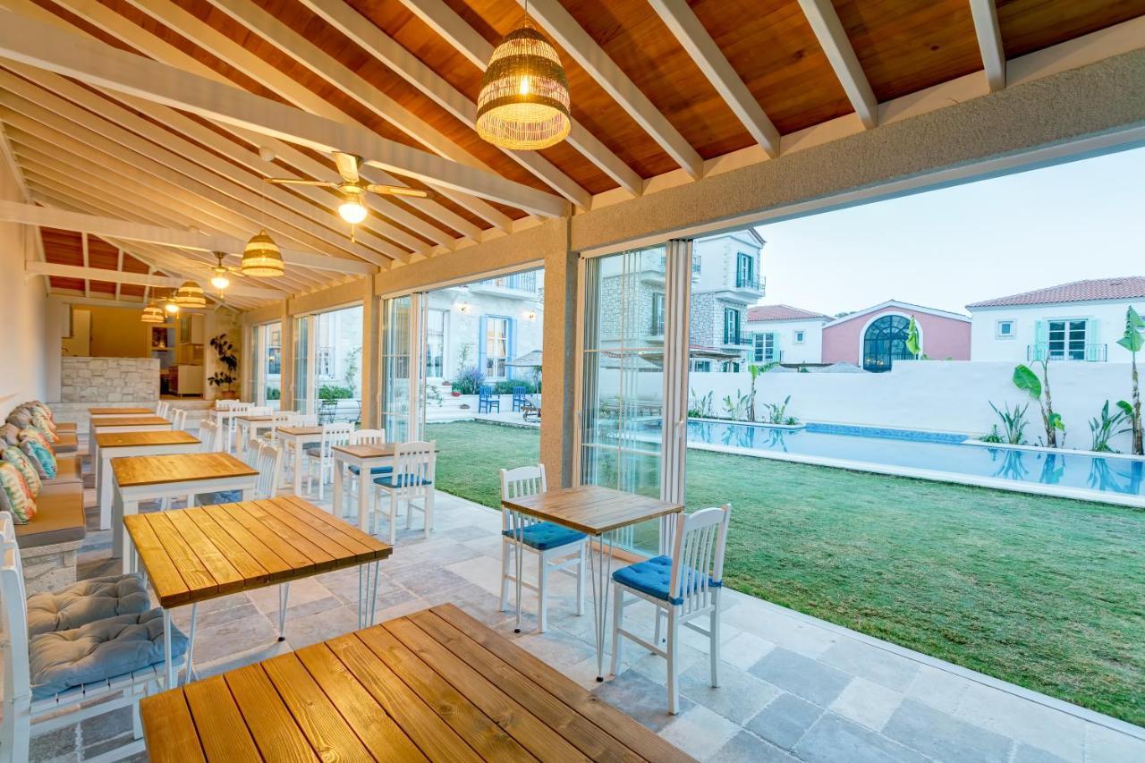 Fora 2* Alacati