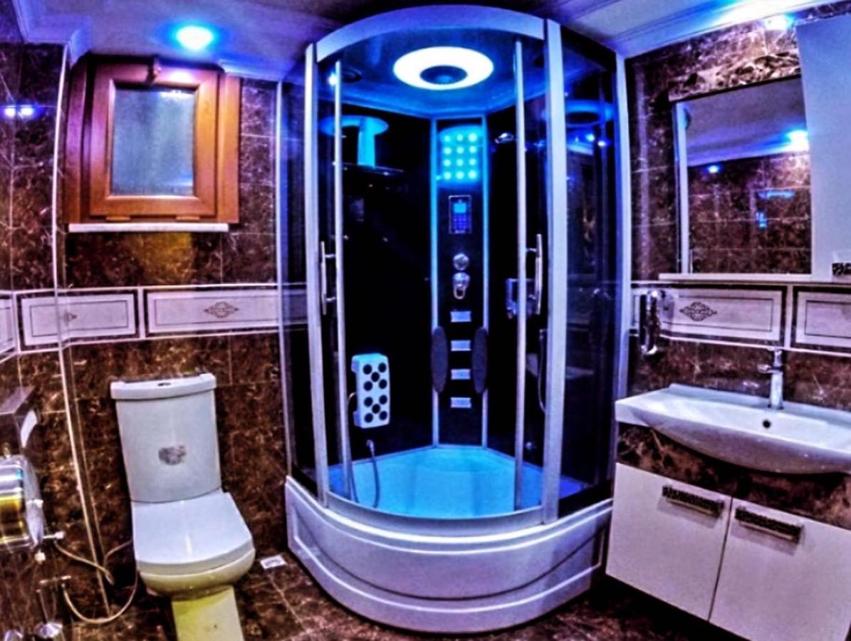 Hotel Avusor *