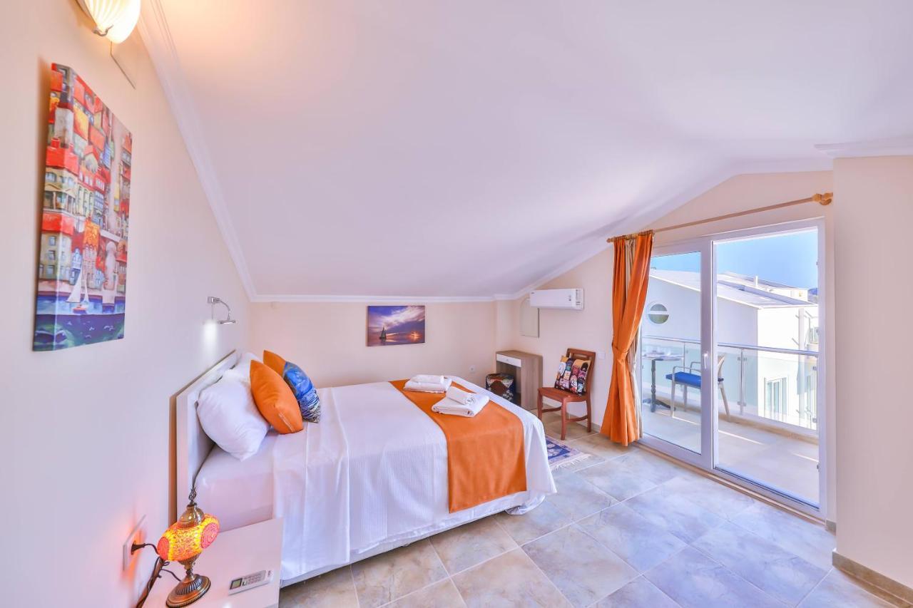 Mystic Private Pool-garden & Sea Views In Location Villa *