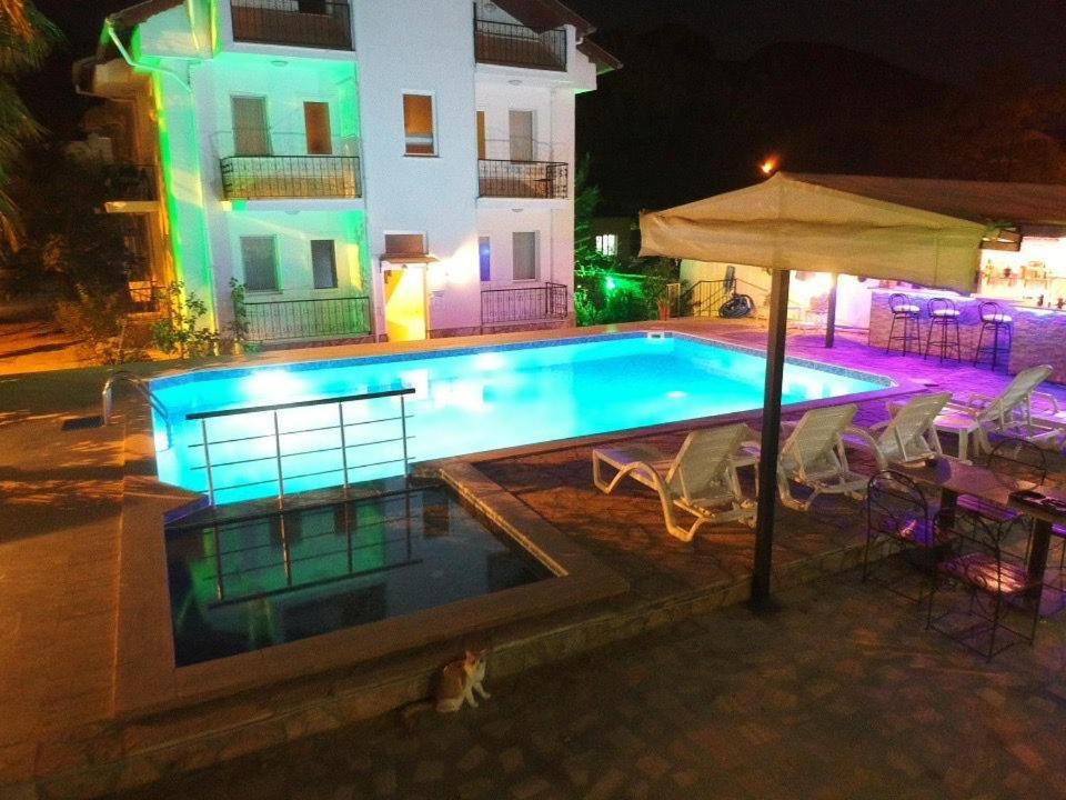 Aparthotel Isil 2*