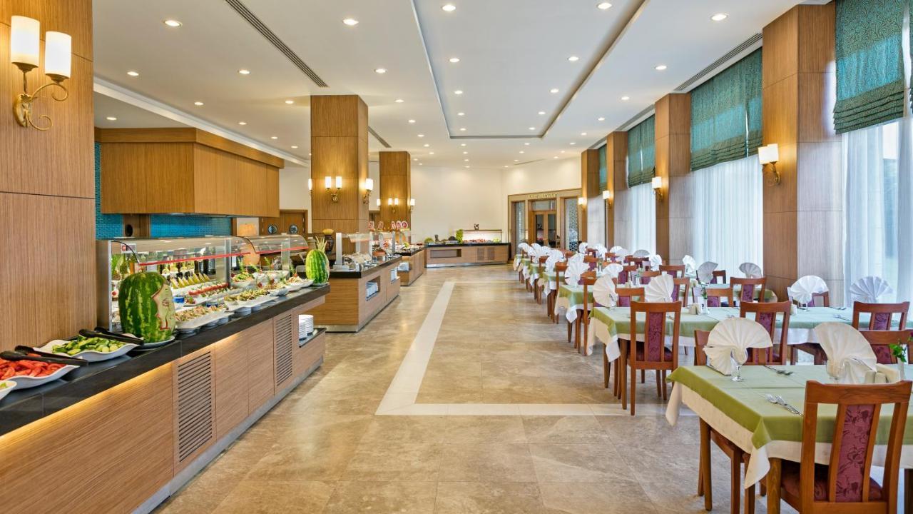 Oezkaymak Select Hotel