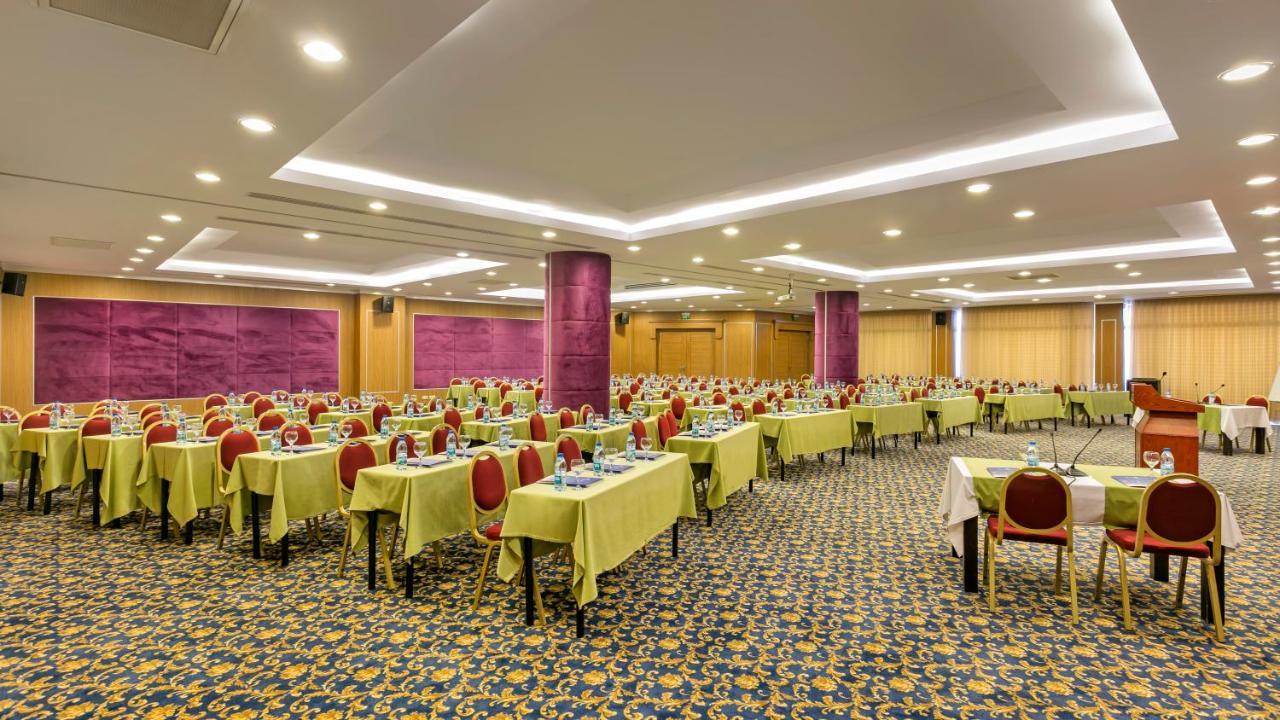 Hotel Oezkaymak Select