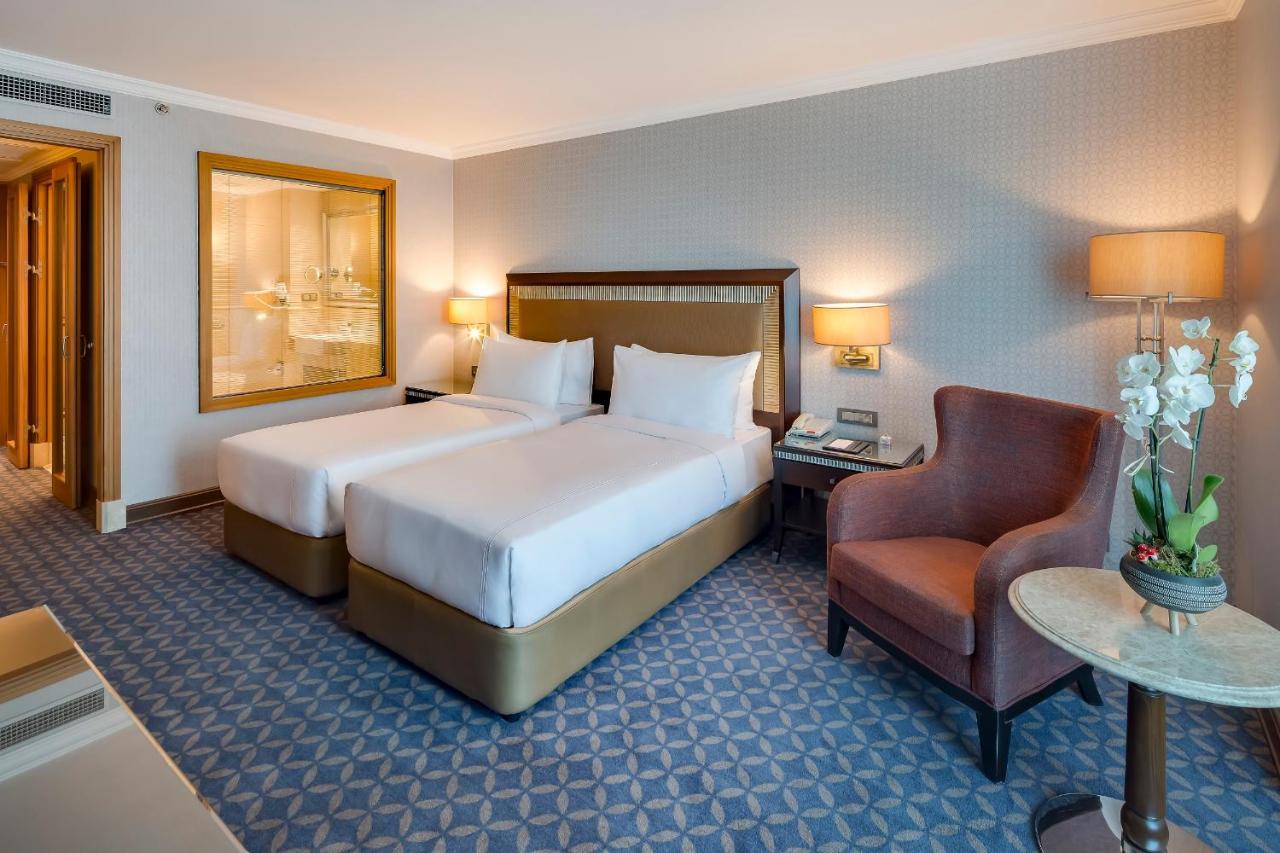 Divan Hotel 5*