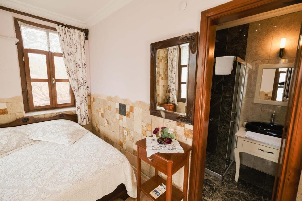 Herakles Bed & Breakfast Cesme