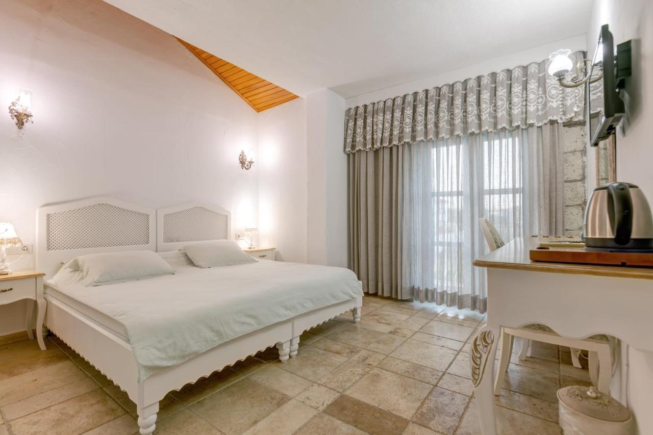Fora 2* Alacati