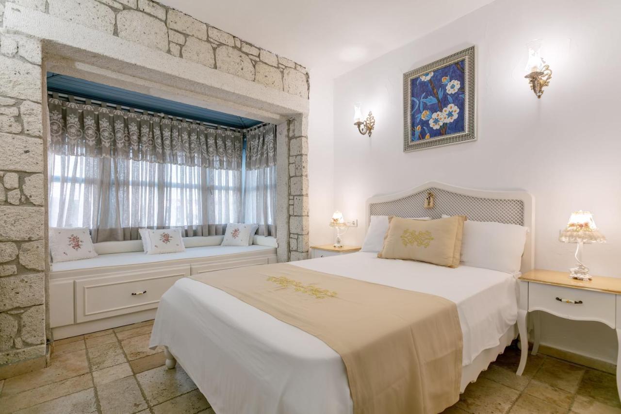 Fora Hotel 2*