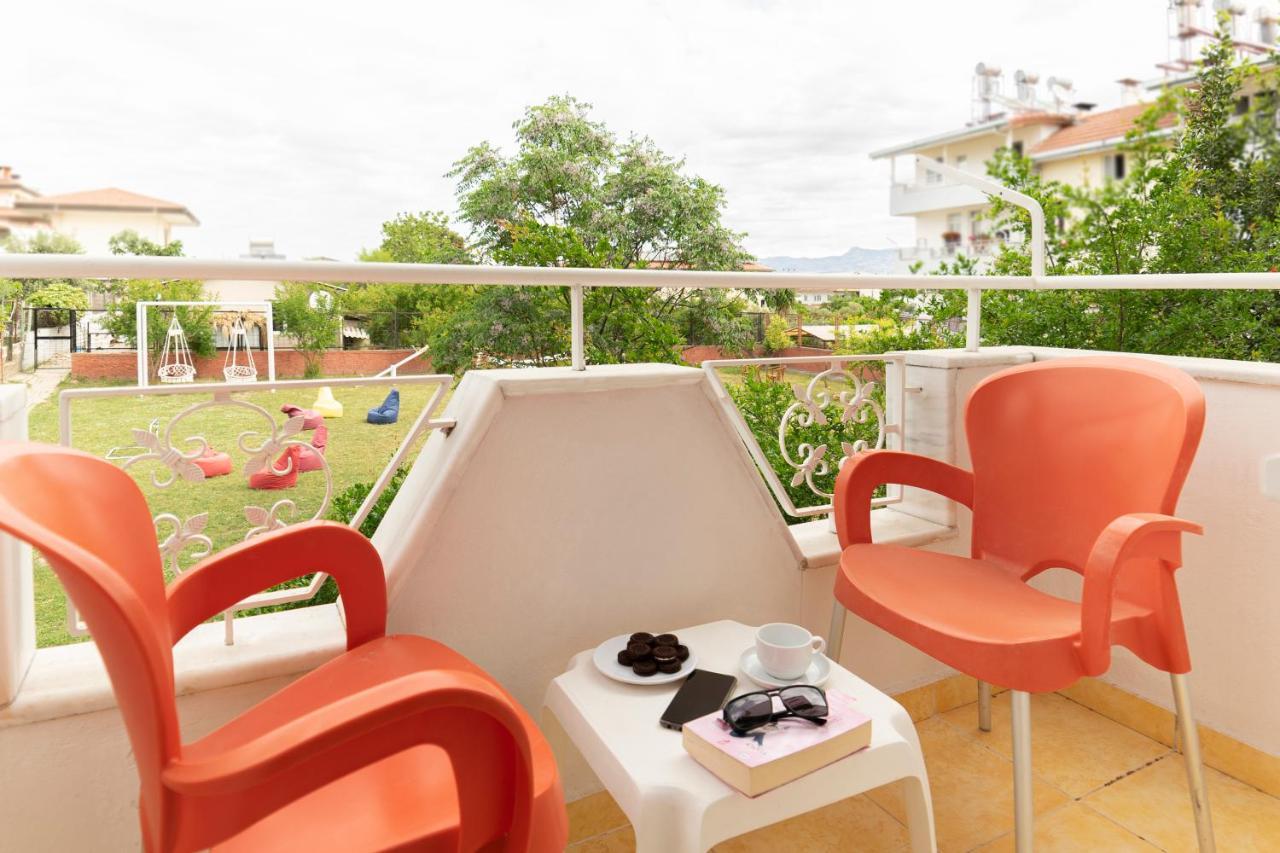 New Garden Hotel Side