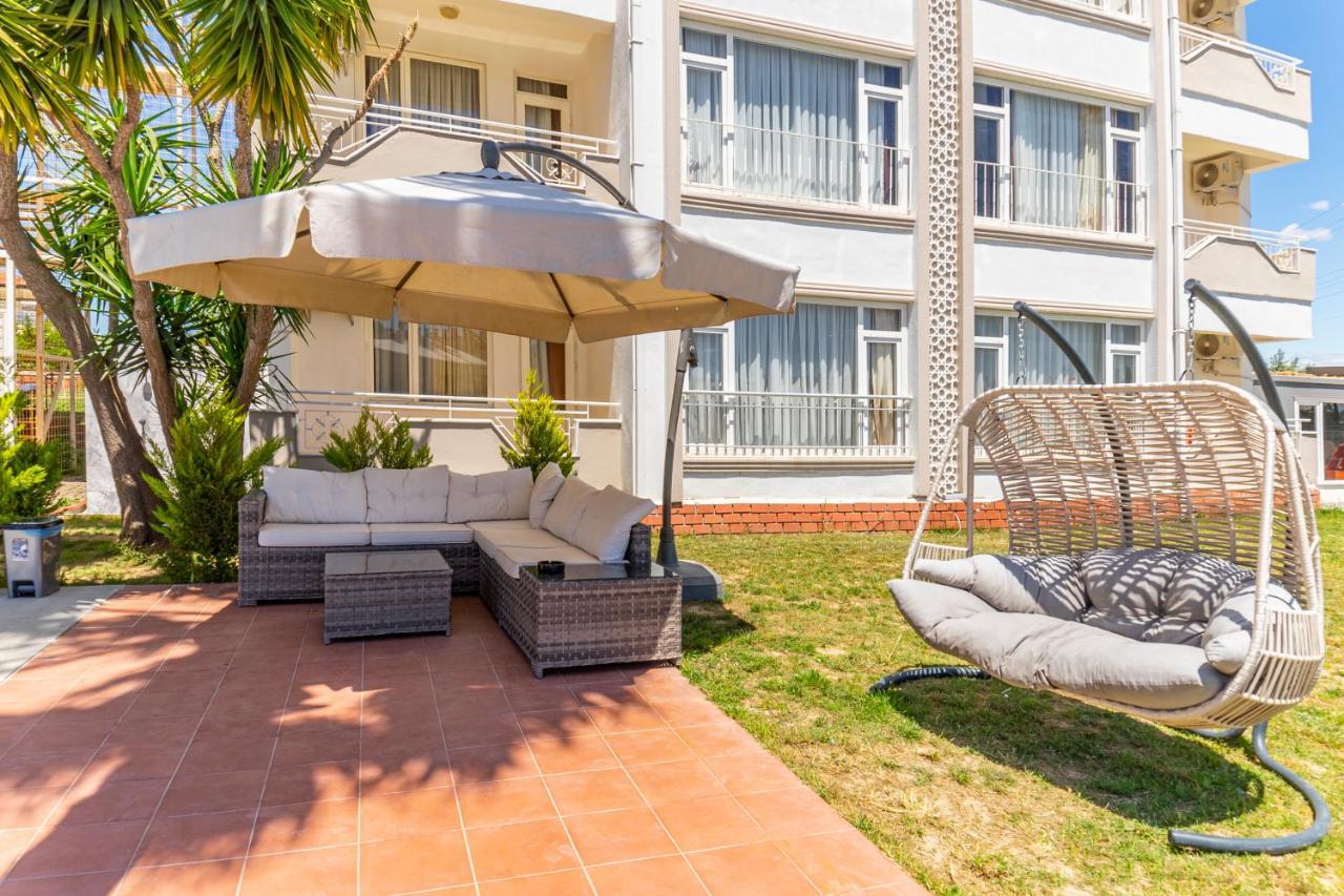 Hotel New Garden *
