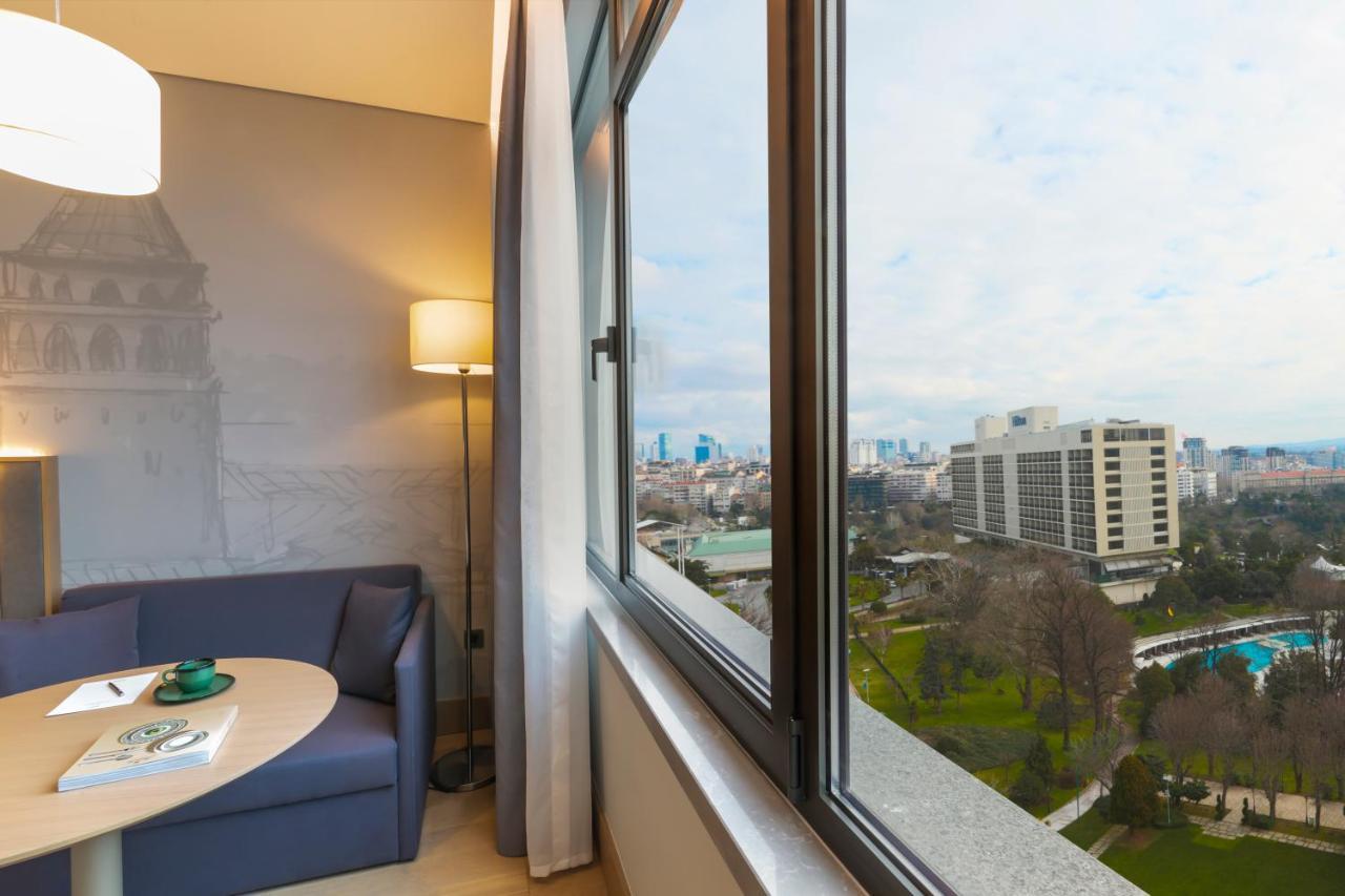 Hotel Radisson Harbiye 4*