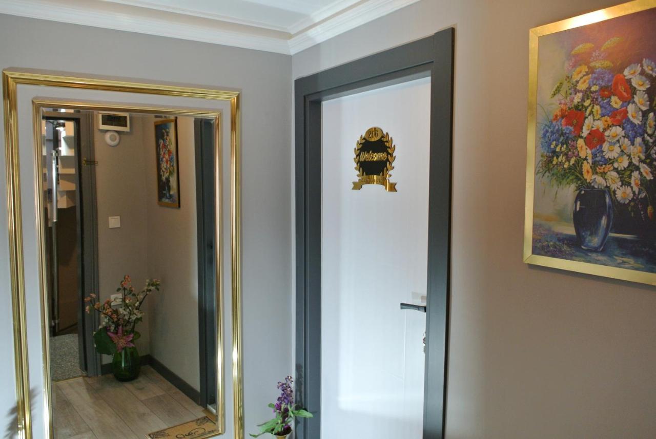 Emirhan & 3*