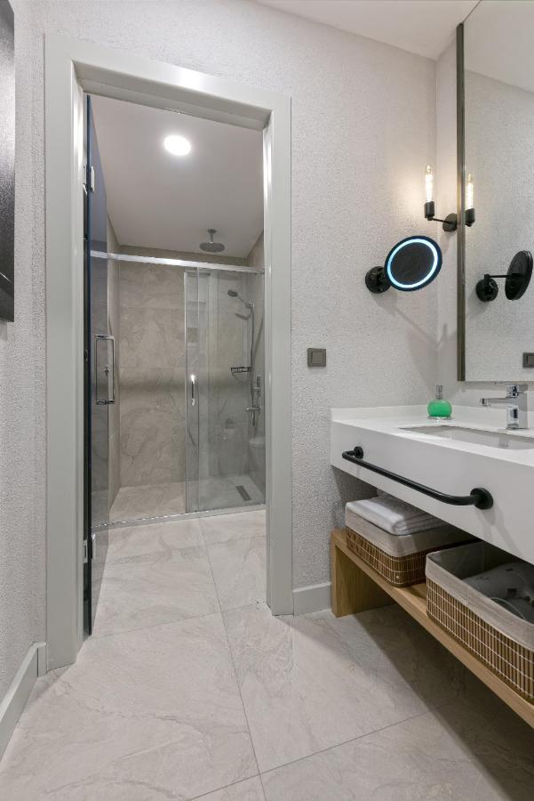 Hotel A