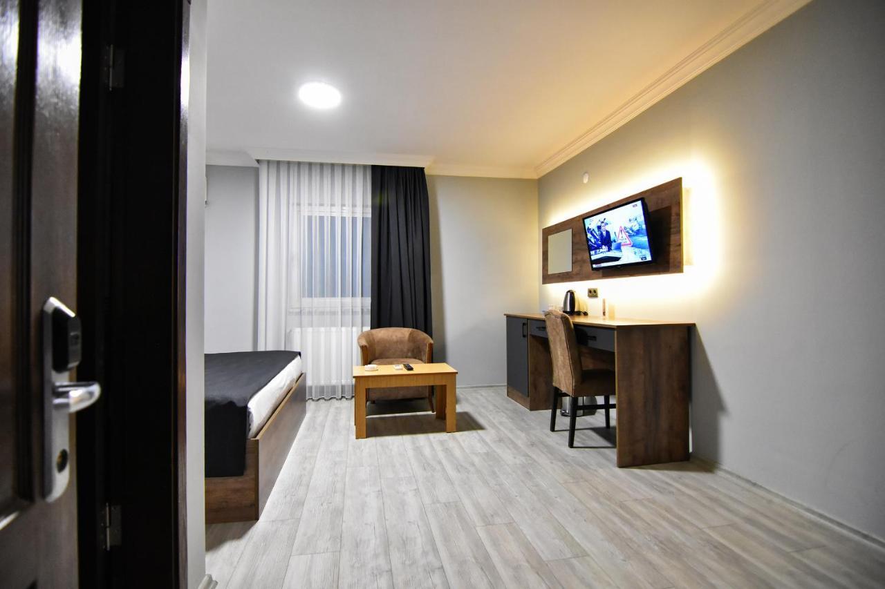 Palace Hotel 4*