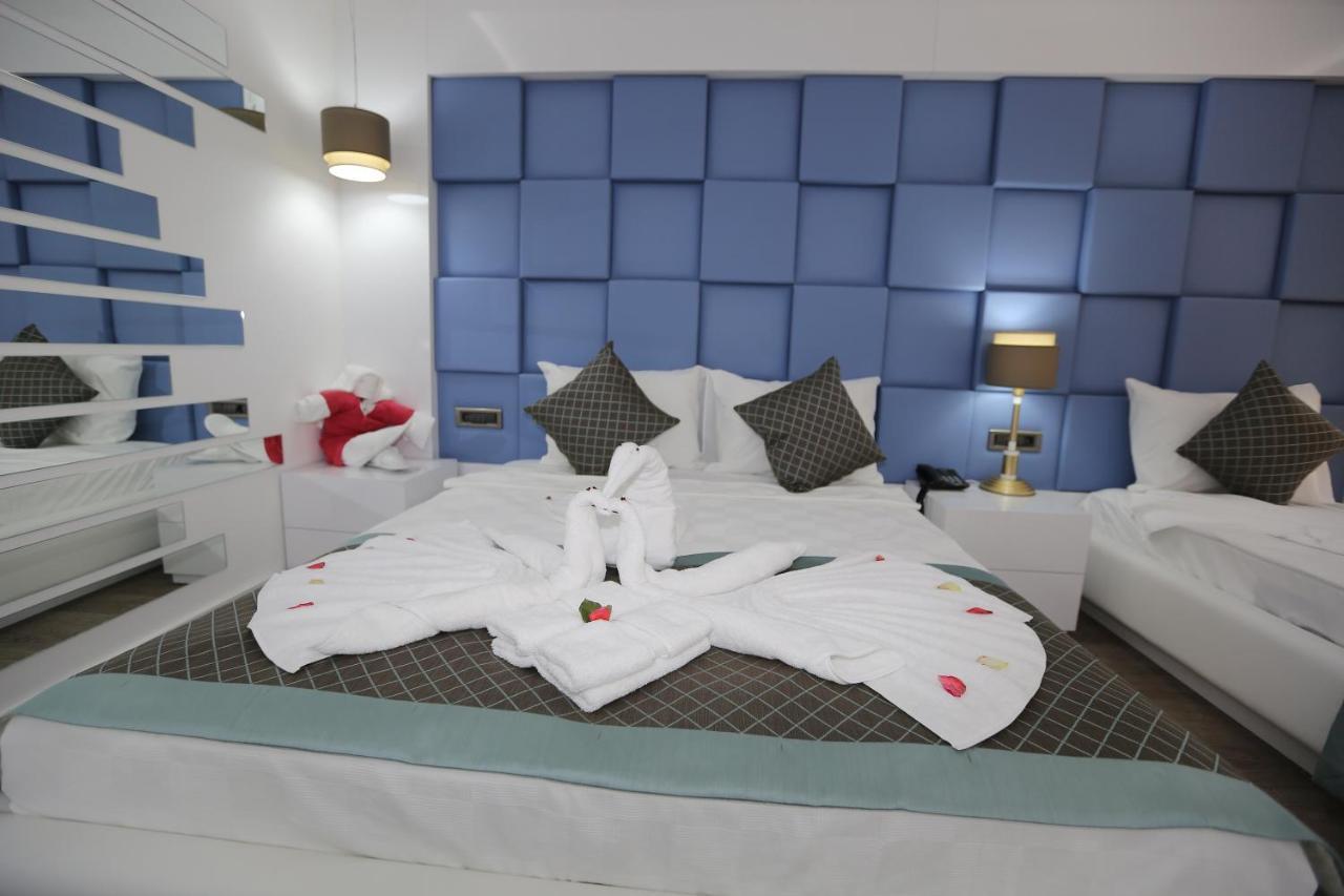 Hotel Elips Royal &