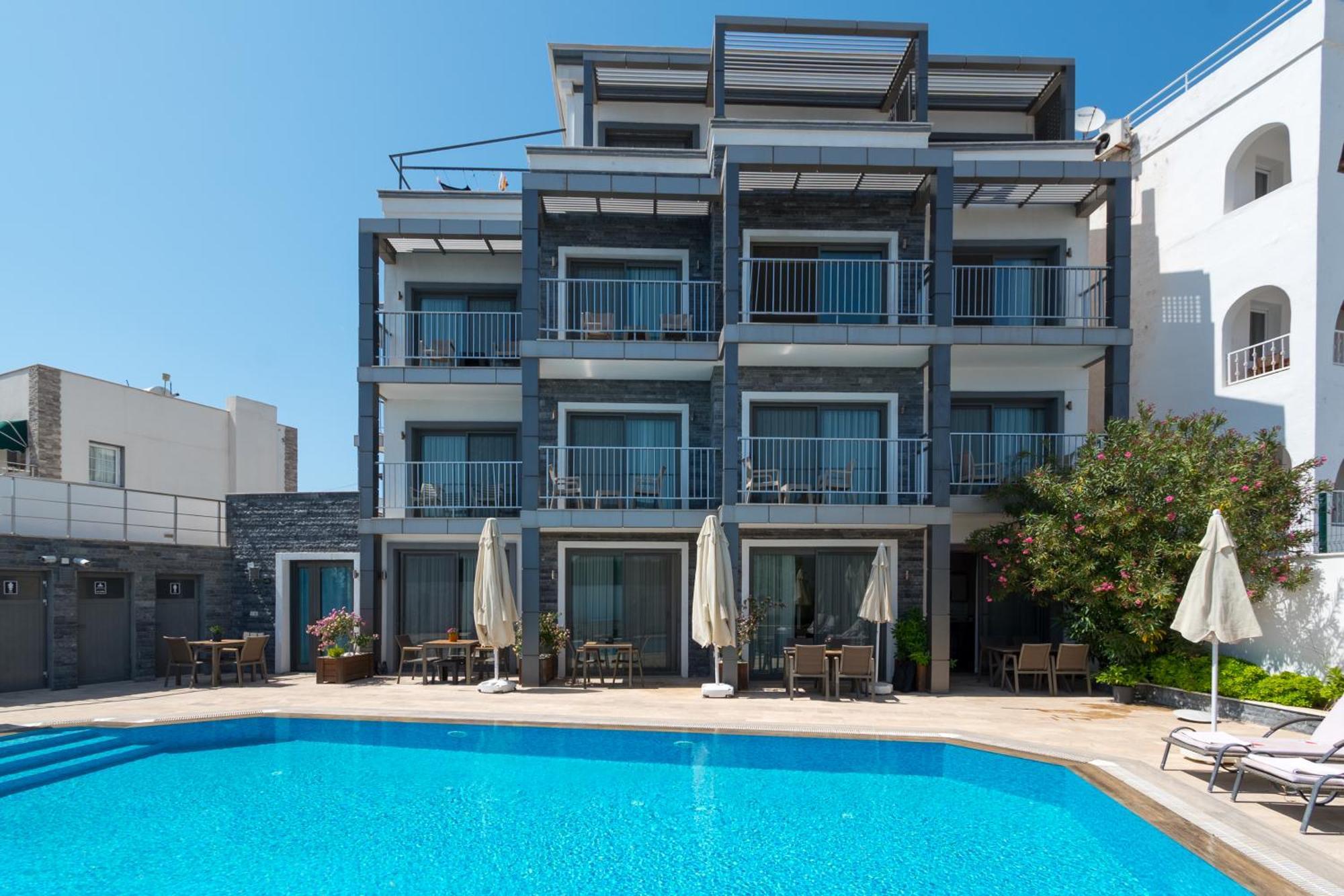 M Aparthotel
