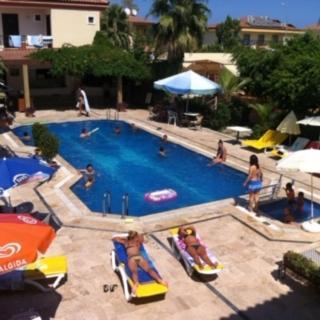 Mg Moms Kemer