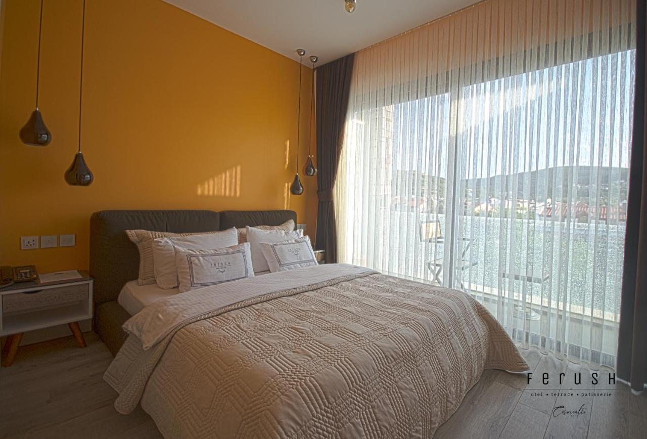 Ferush Boutique Hotel *