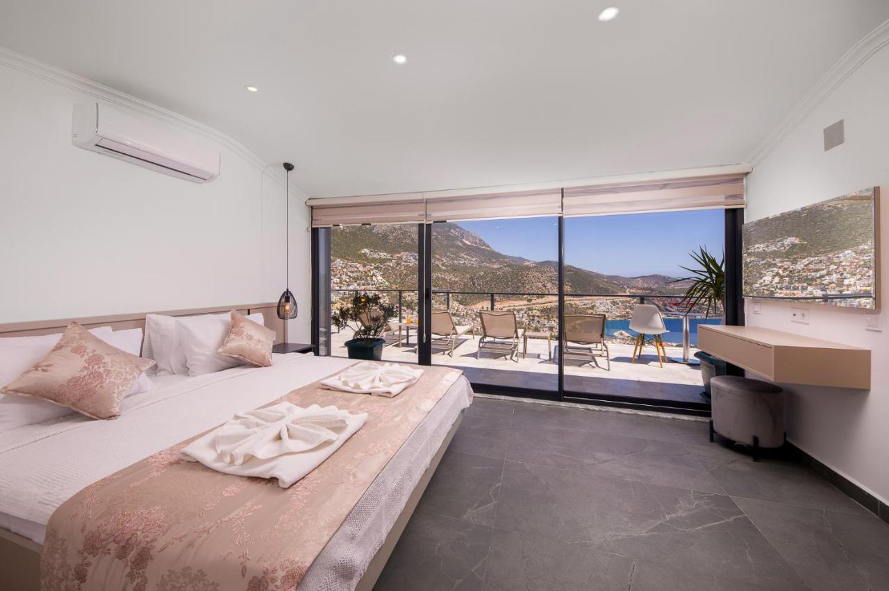 Villa Luxury 5 Bedroom With Heated Infinity Pool & Amazing Sea Views