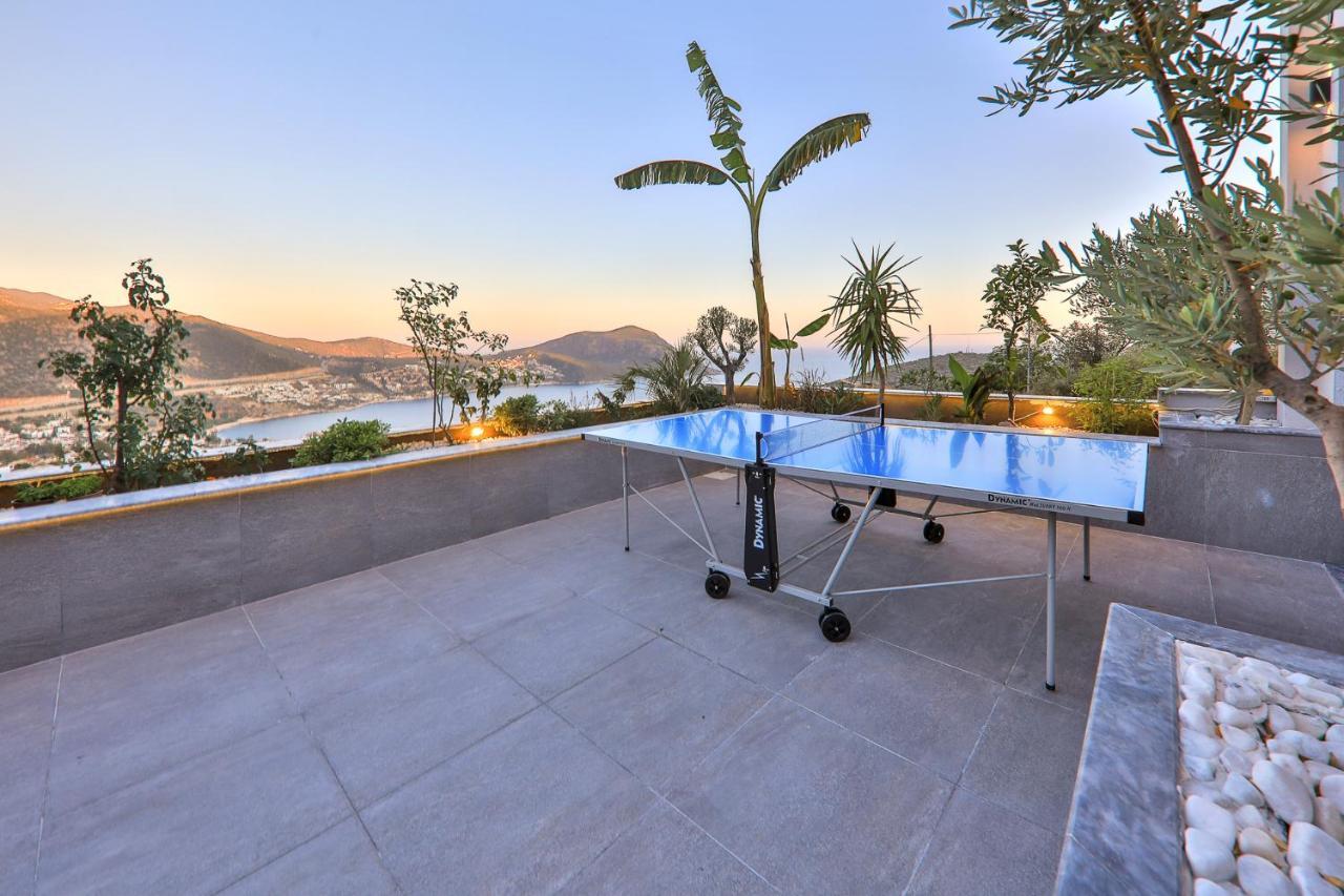 Luxury 5 Bedroom With Heated Infinity Pool & Amazing Sea Views